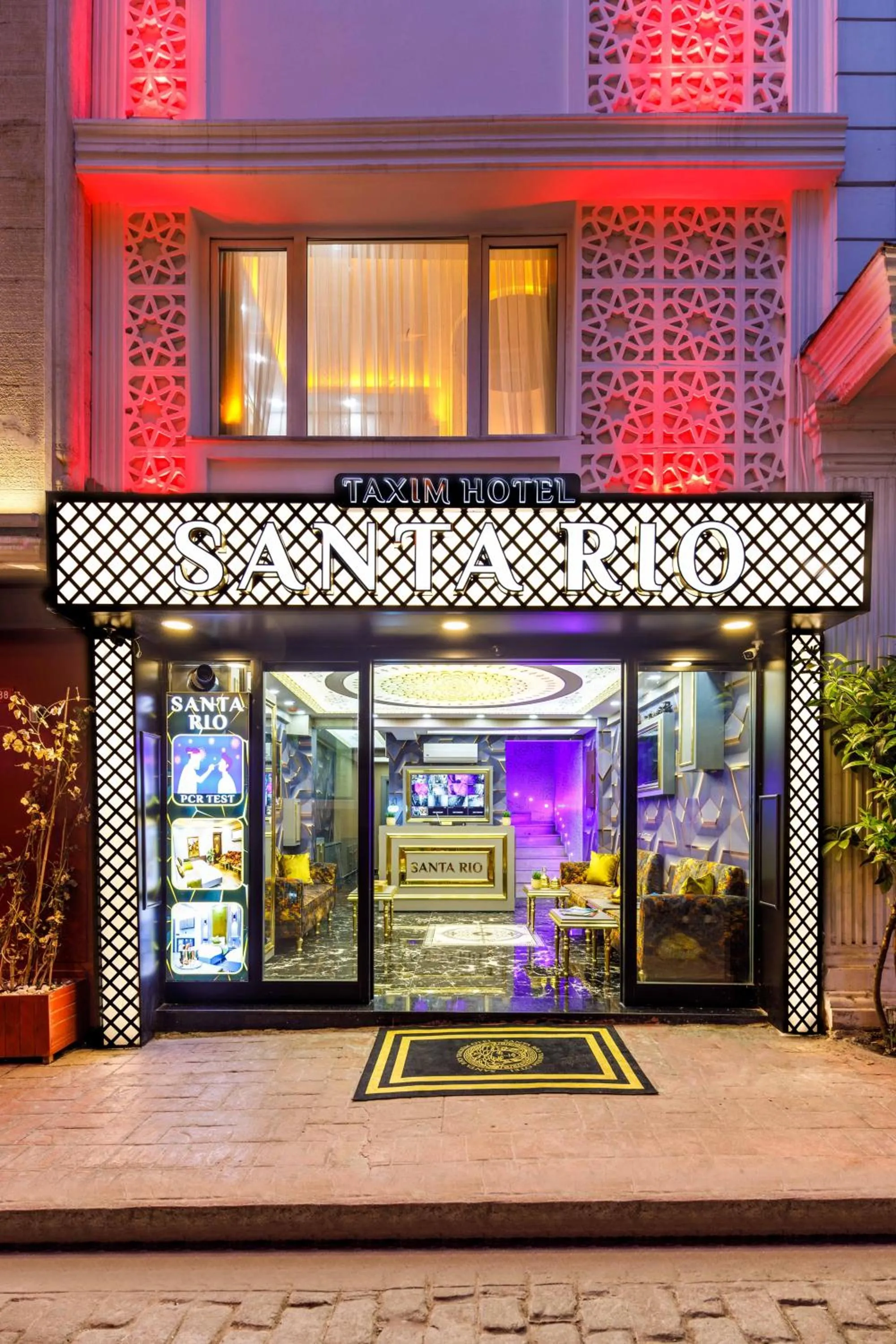 Facade/entrance in Santa Rio Taxim