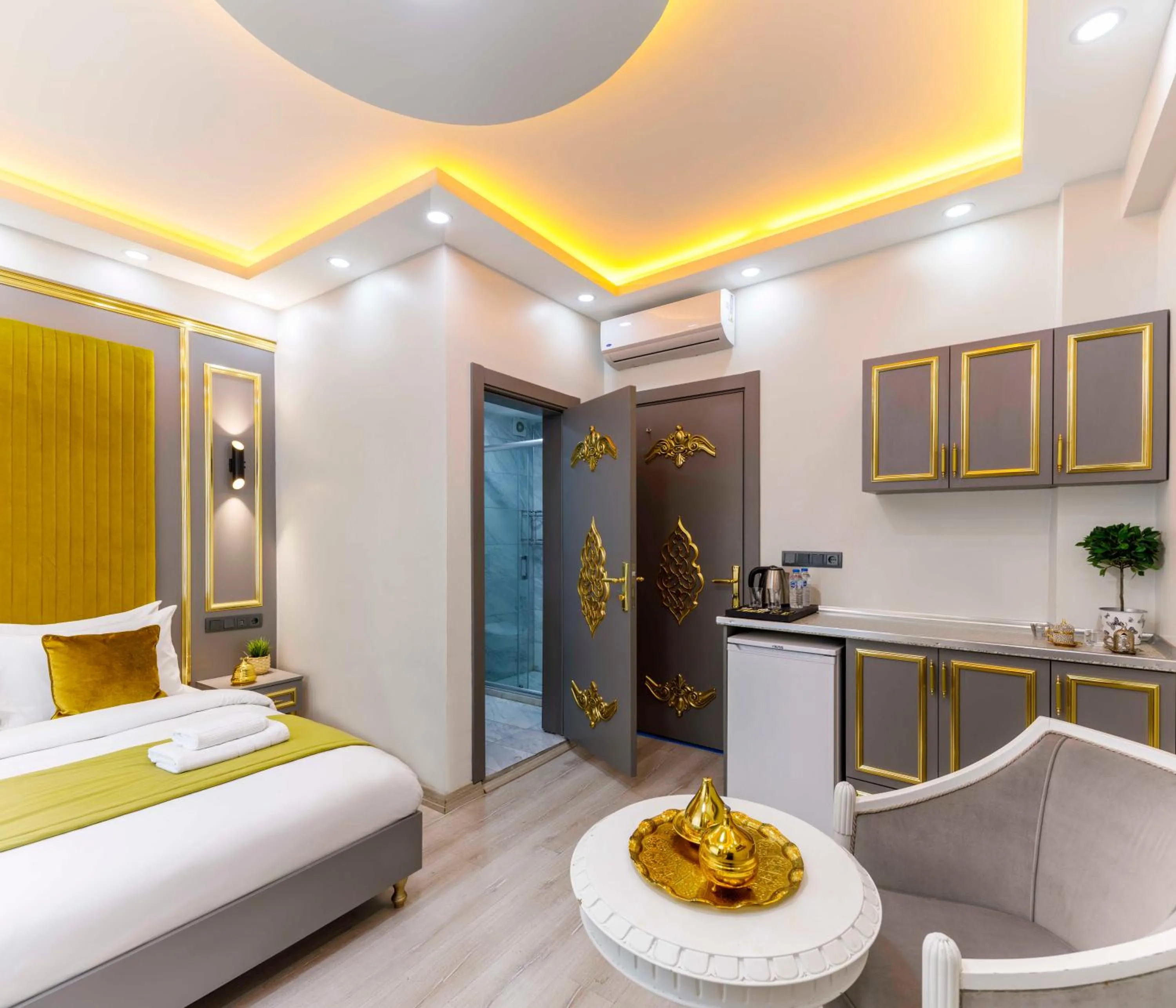 Photo of the whole room, Bed in Santa Rio Taxim