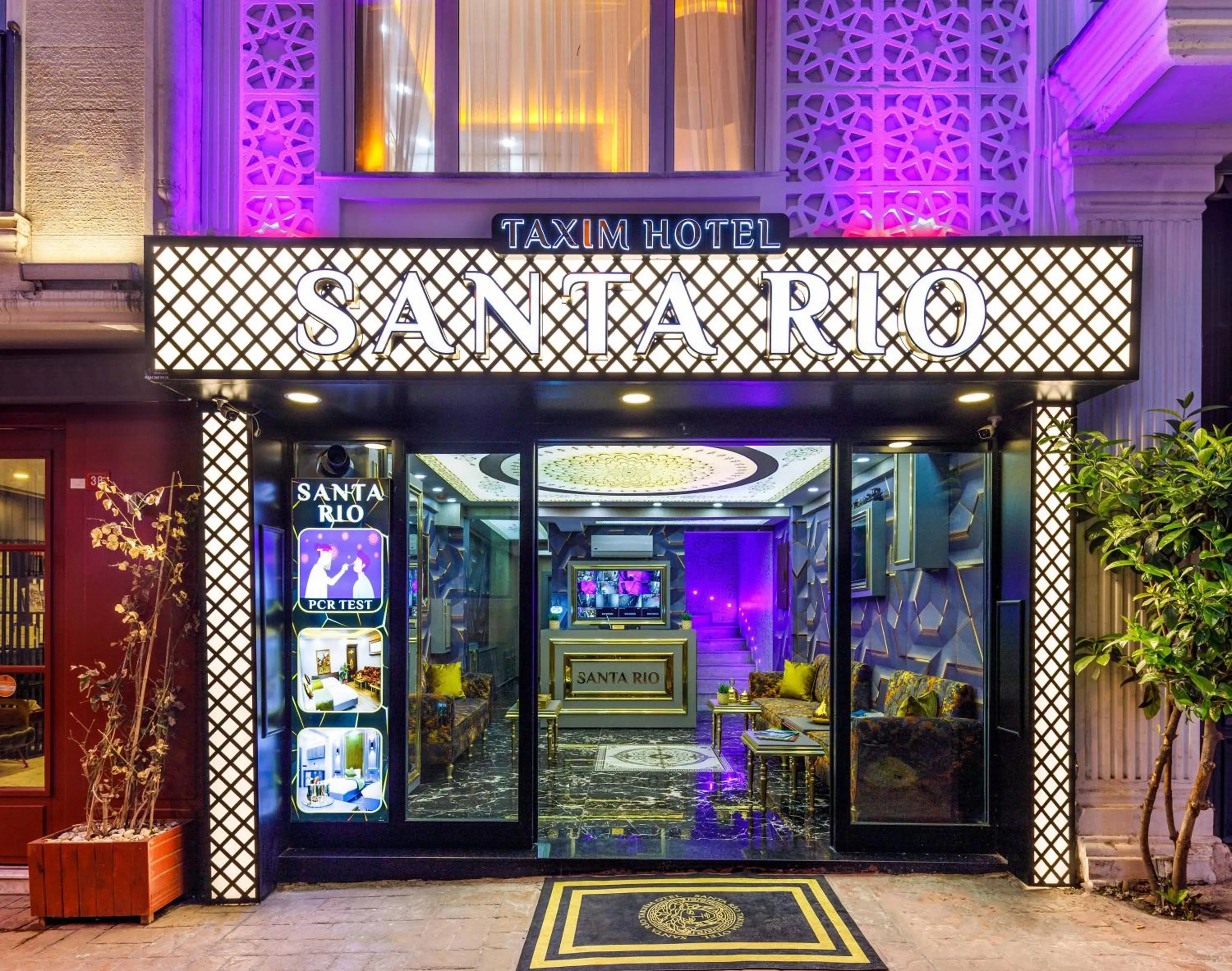 Facade/entrance in Santa Rio Taxim