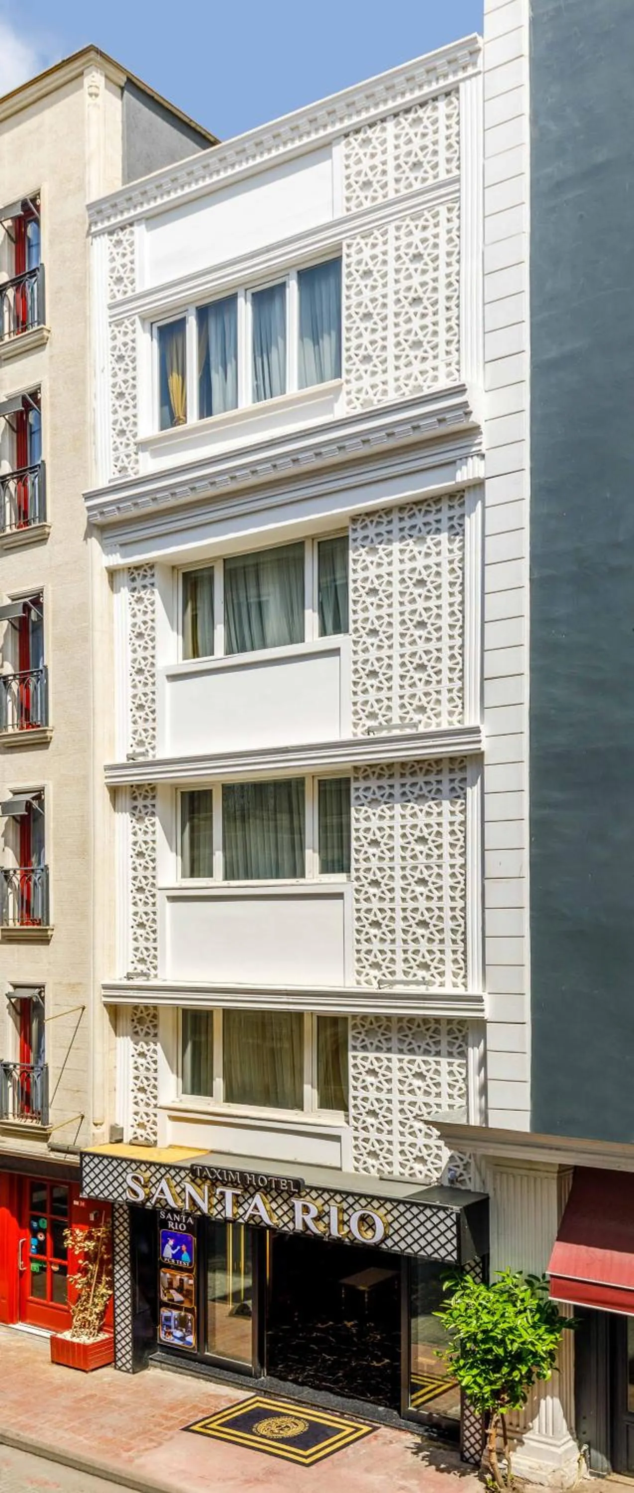 Property building in Santa Rio Taxim