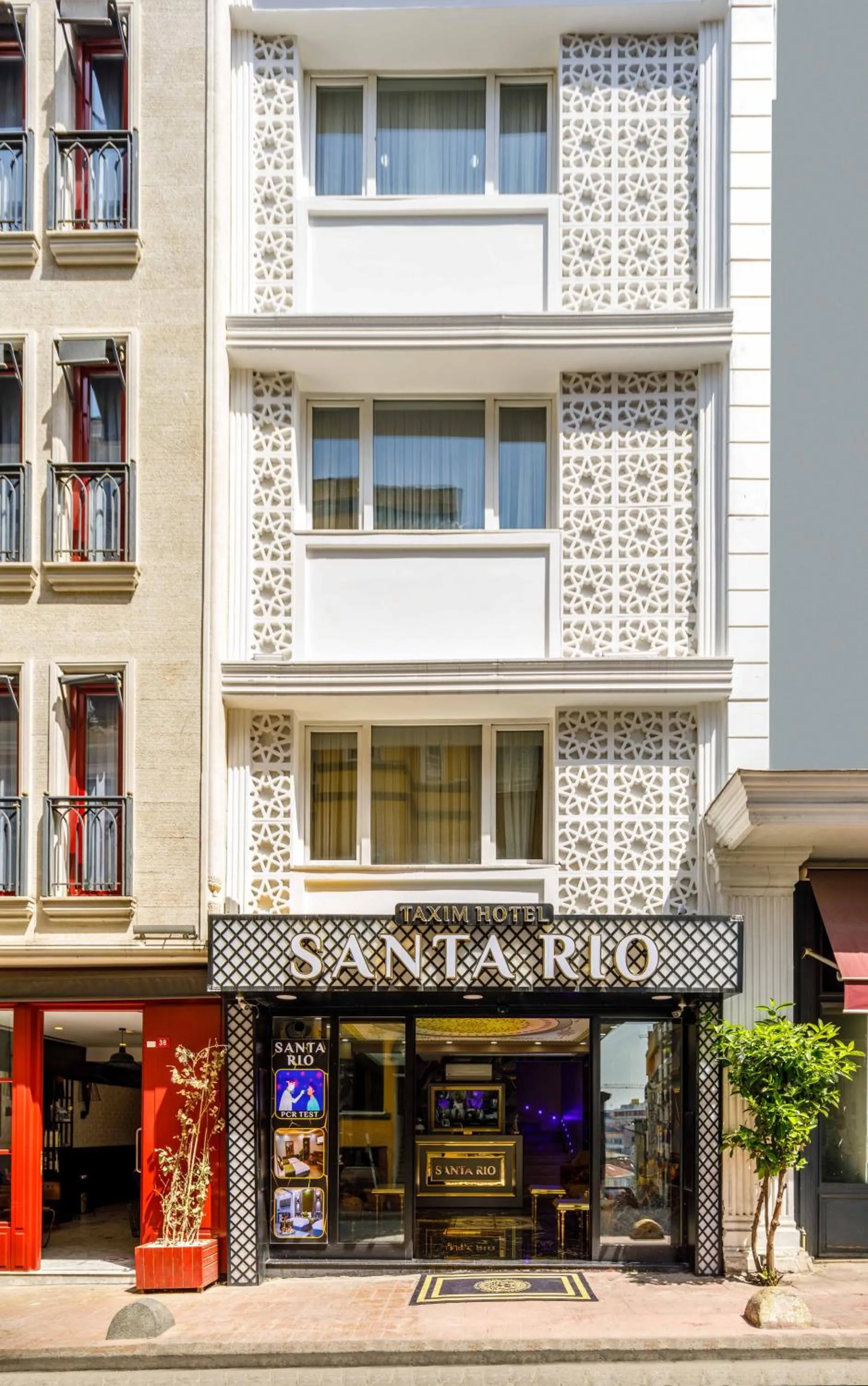 Property building in Santa Rio Taxim