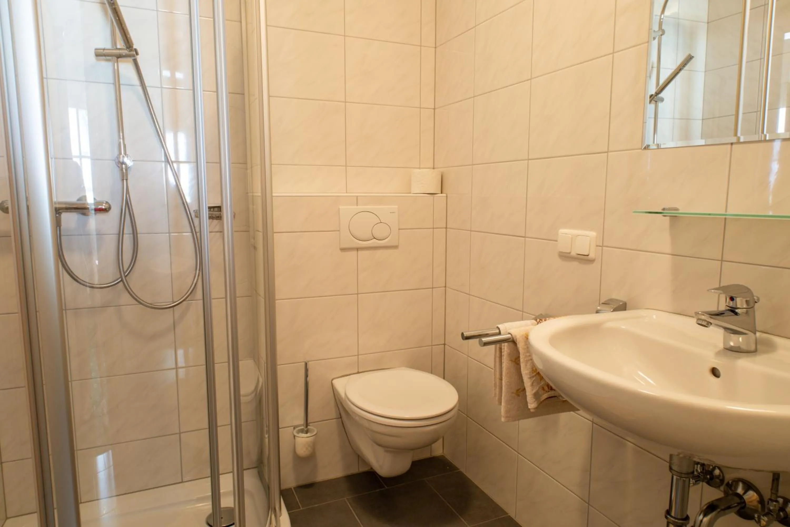 Bathroom in Gasthof Dreiländereck