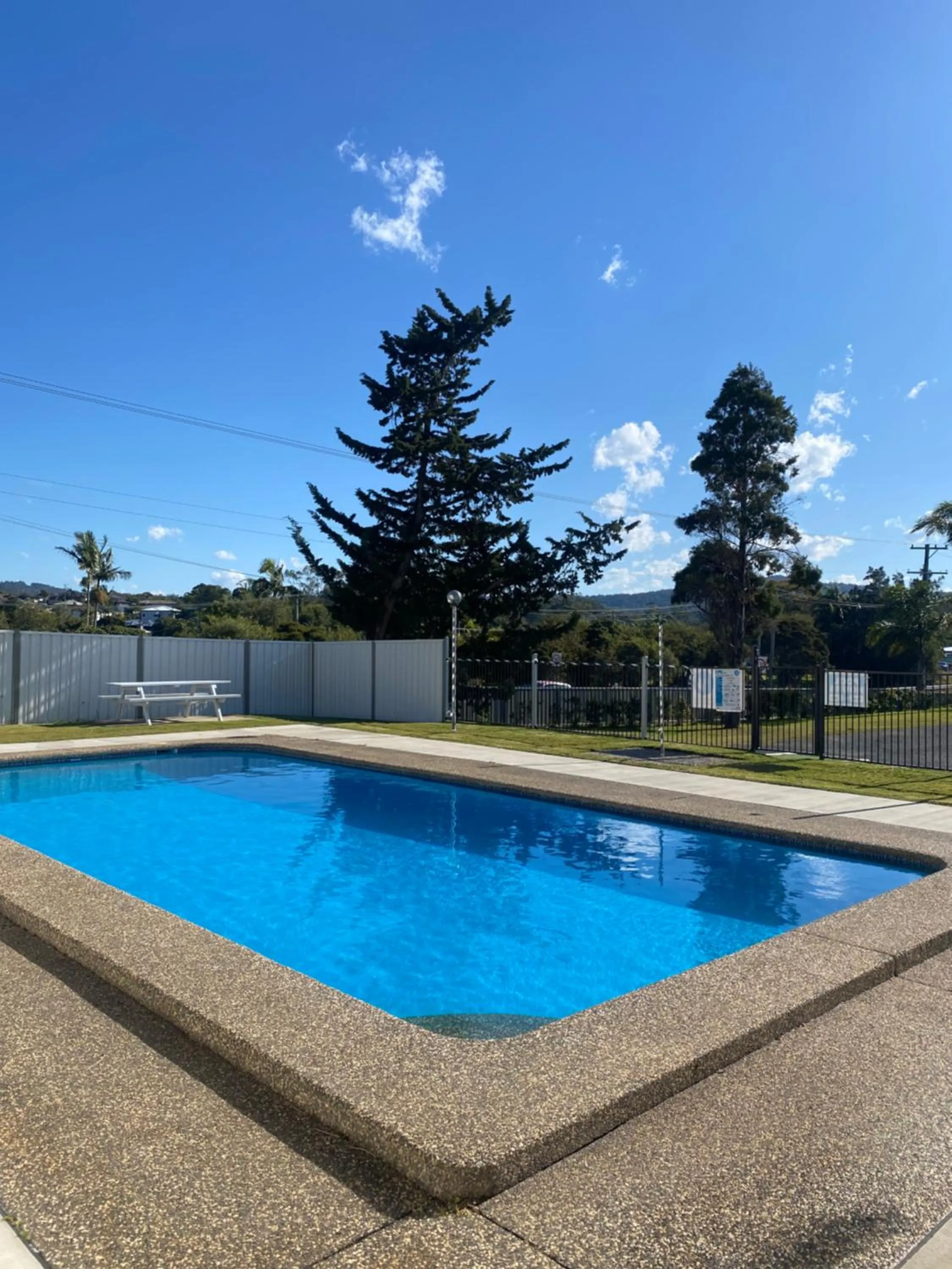 The Seaview Tavern Motel