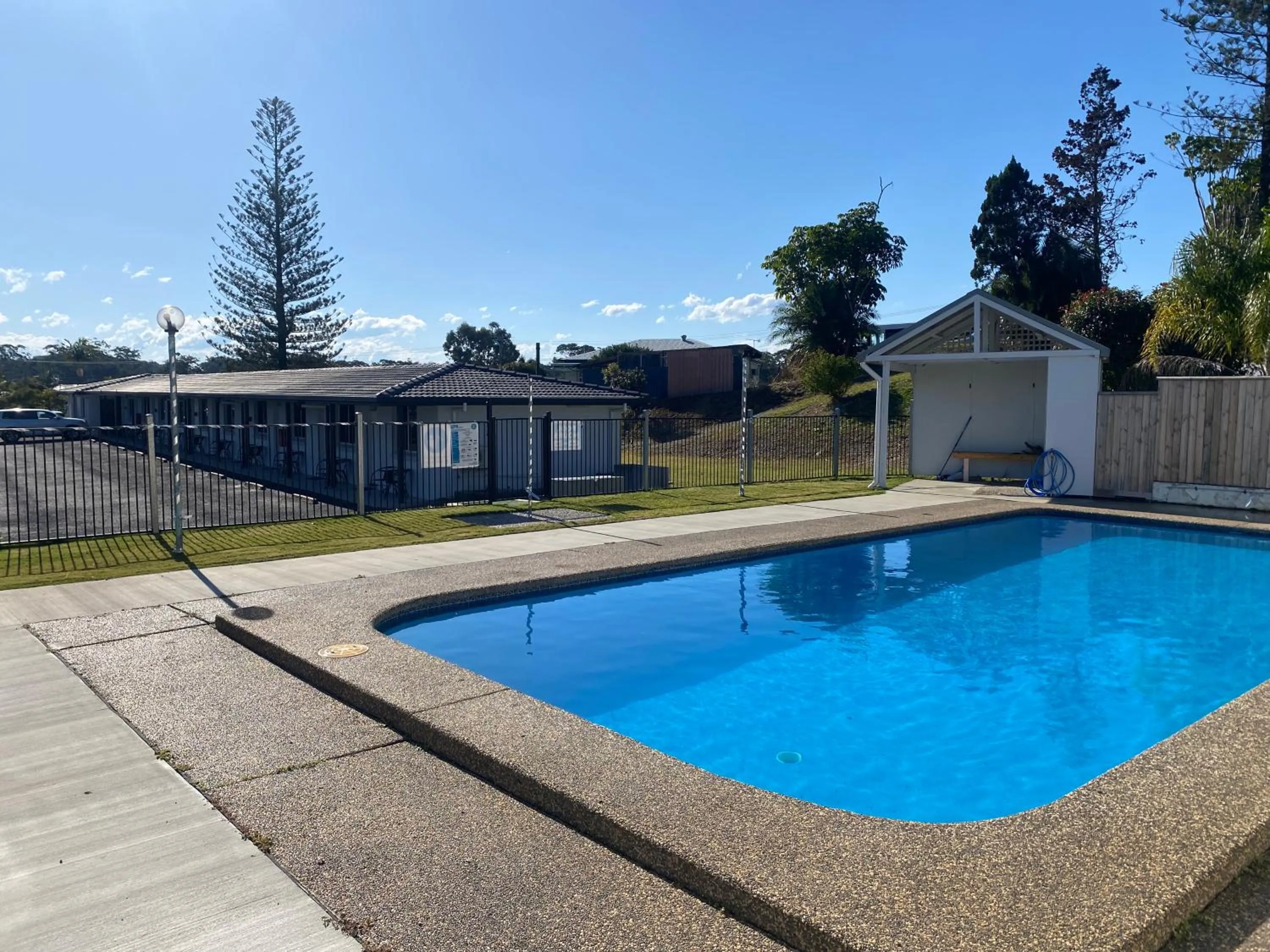 The Seaview Tavern Motel