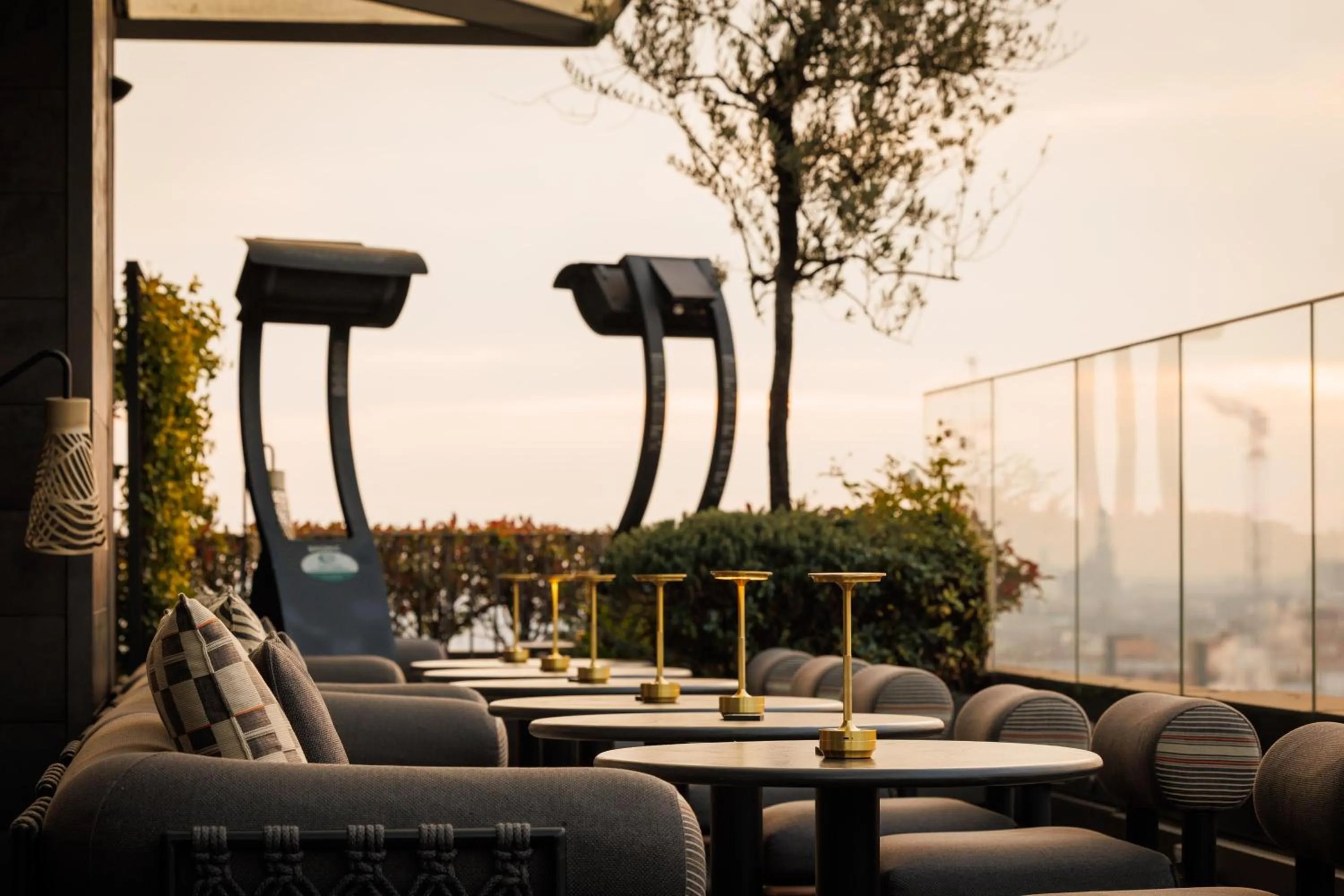 Restaurant/places to eat in ME Milan Il Duca