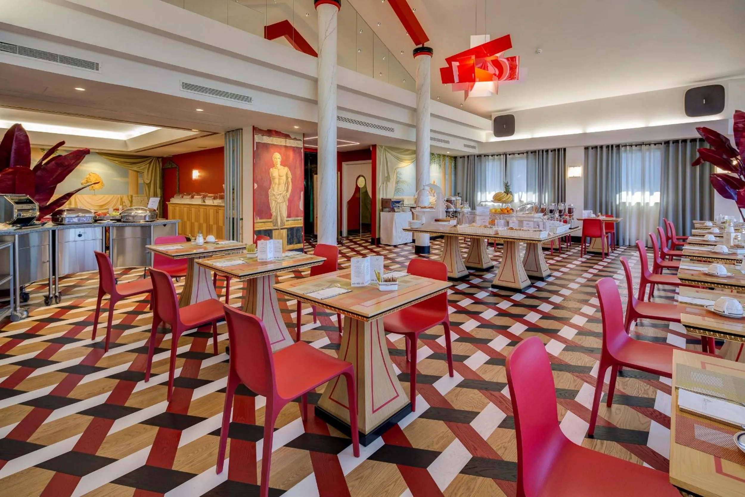 Restaurant/places to eat in c-hotels Rubens
