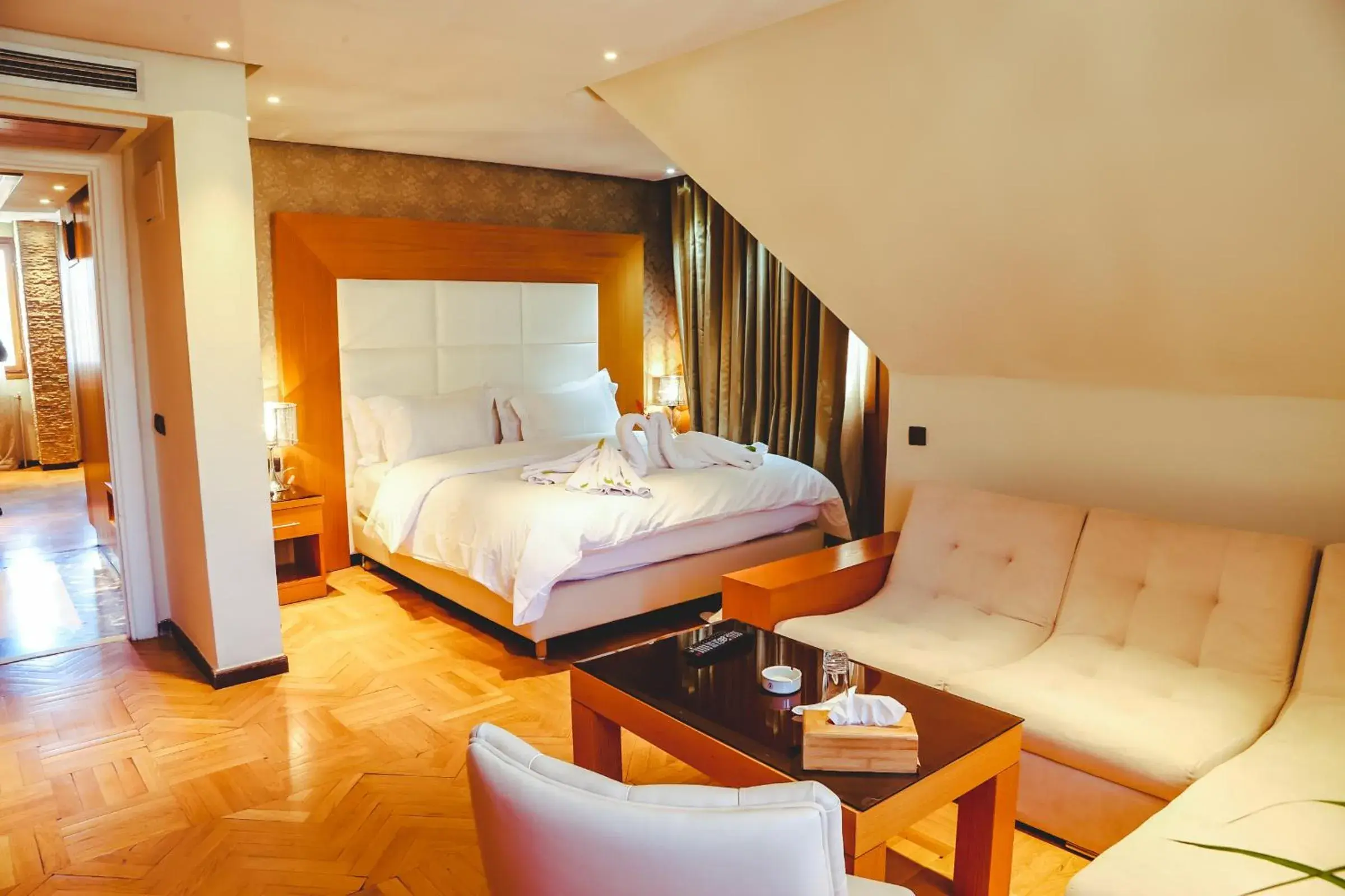 Bed in Hotel Perce Neige Bed in Hotel Perce Neige