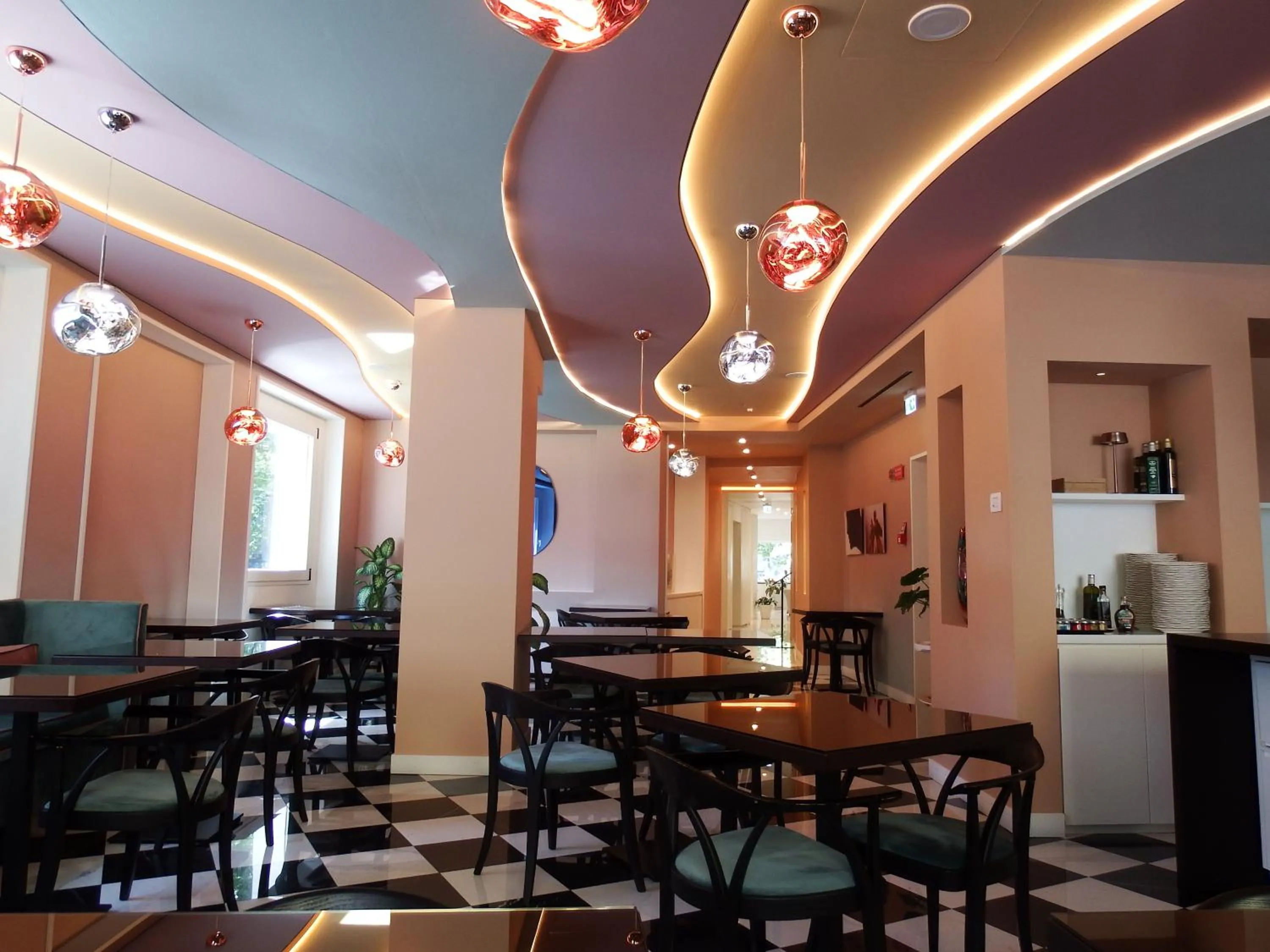 Restaurant/places to eat in Hotel Morfeo