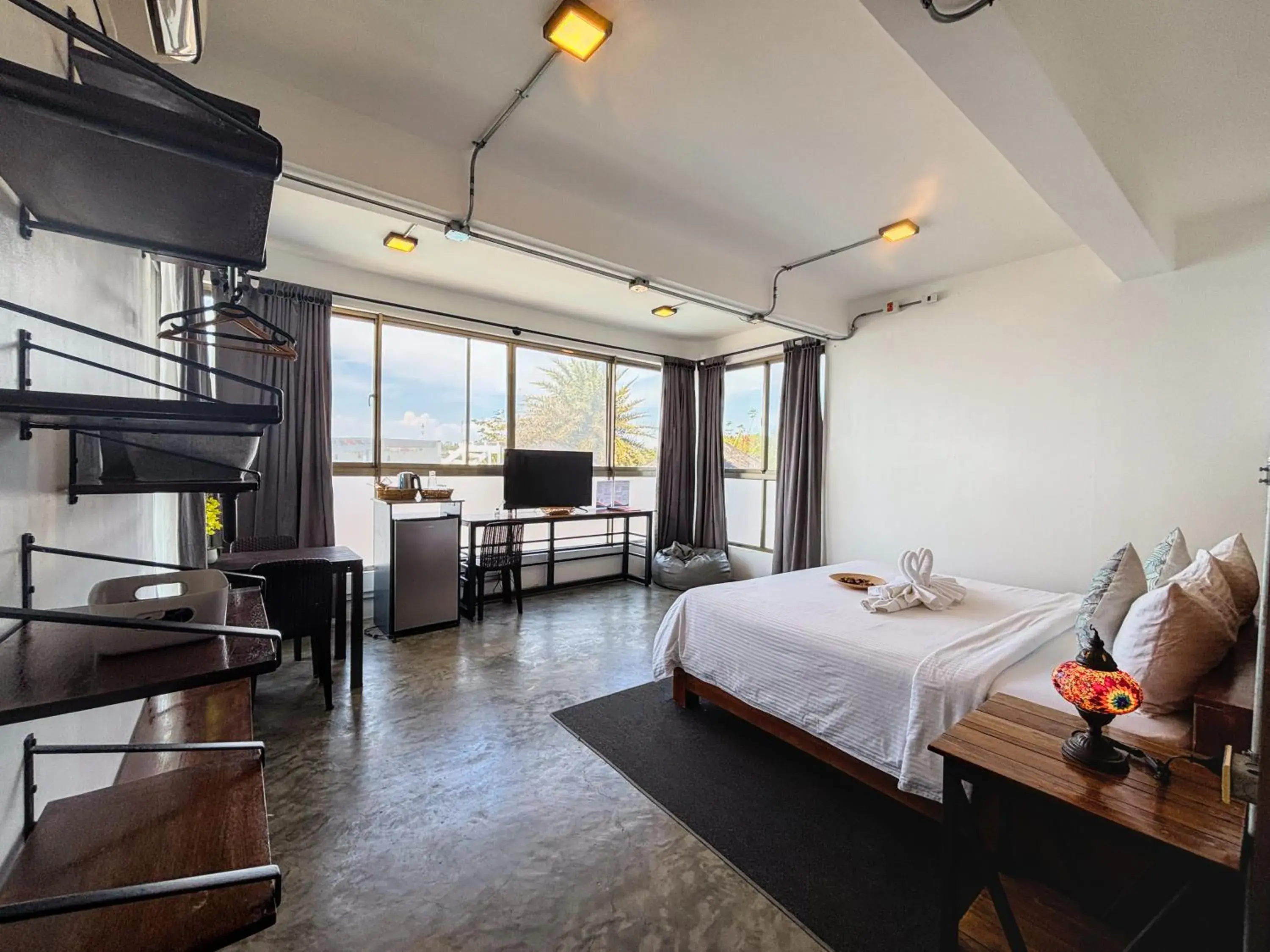 Deluxe King Suite in AV Suites Deluxe King Suite in AV Suites