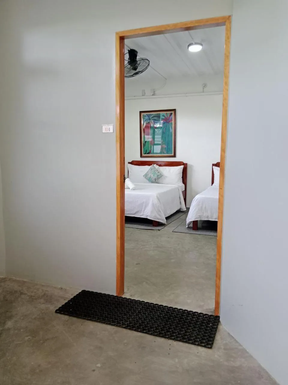 Facade/entrance, Bed in AV Suites