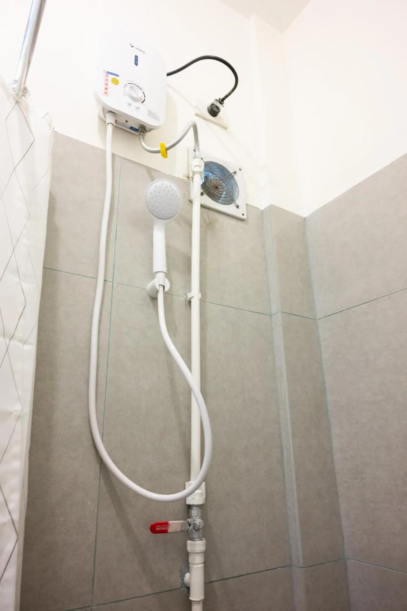 Shower in AV Suites