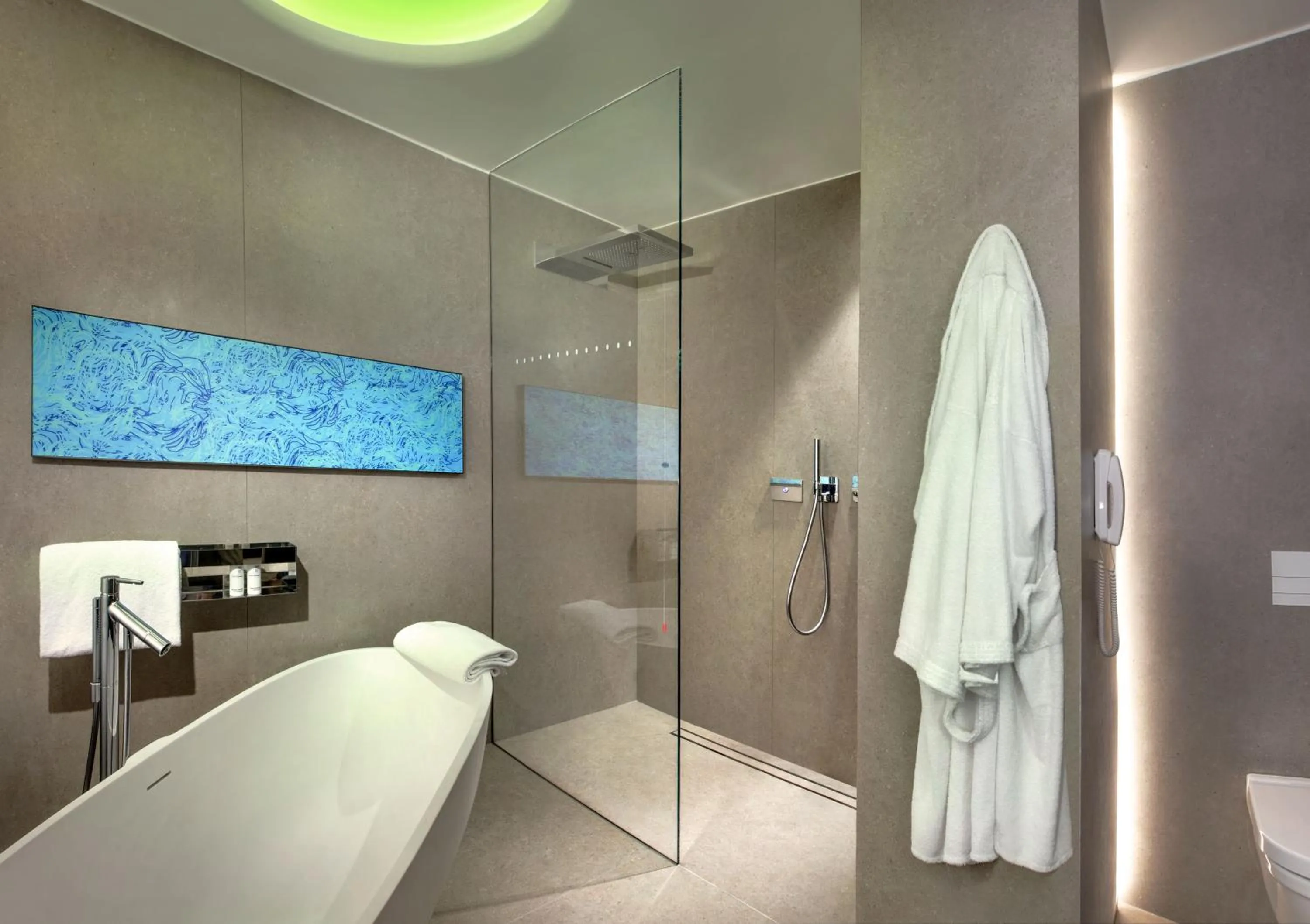 Shower in Hotel Cavour