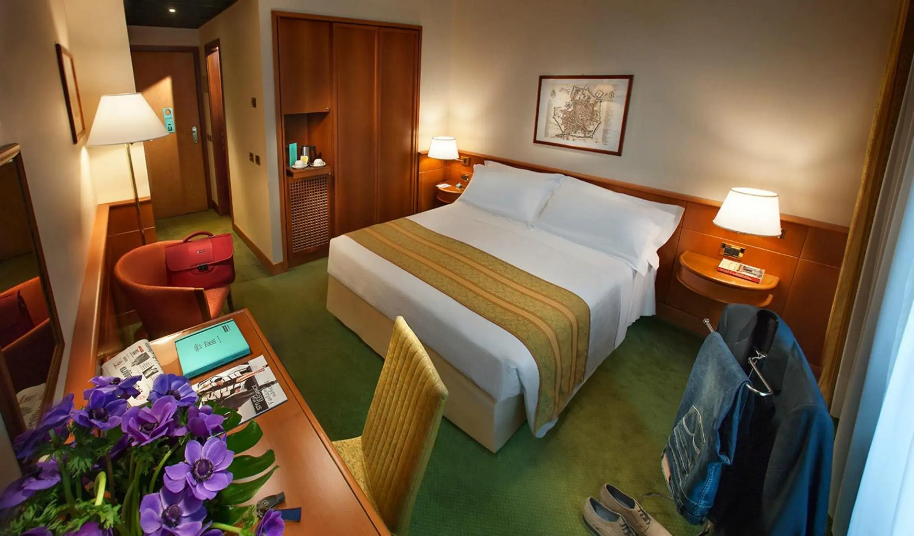 Bed in Hotel Cavour Bed in Hotel Cavour