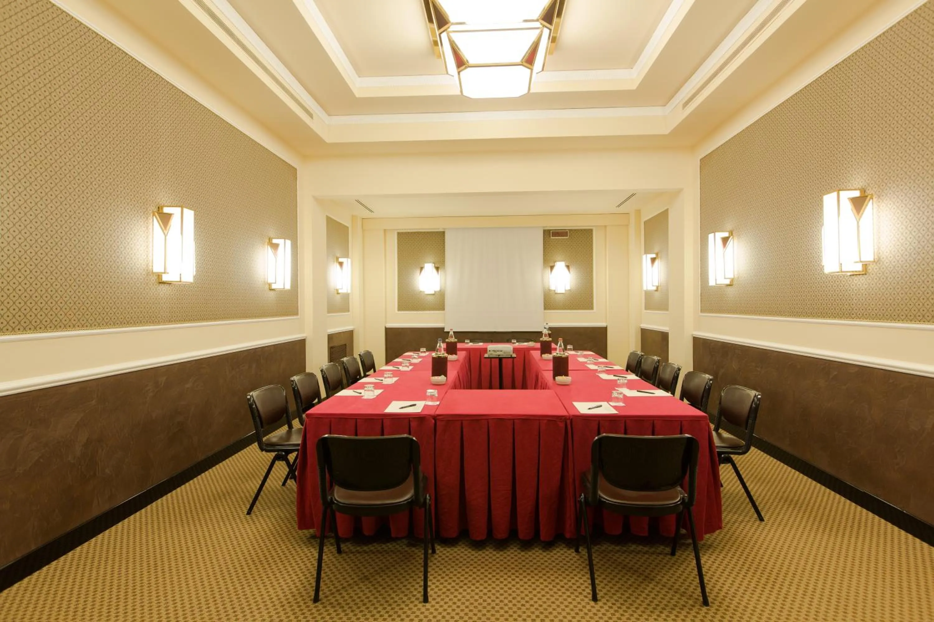 Business facilities in Doria Grand Hotel