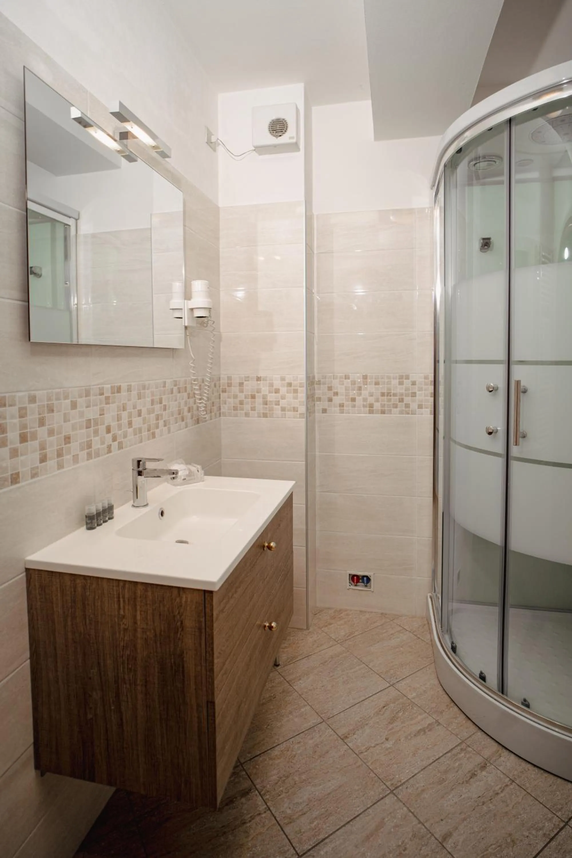 Superior Family Room in Hotel Sporting