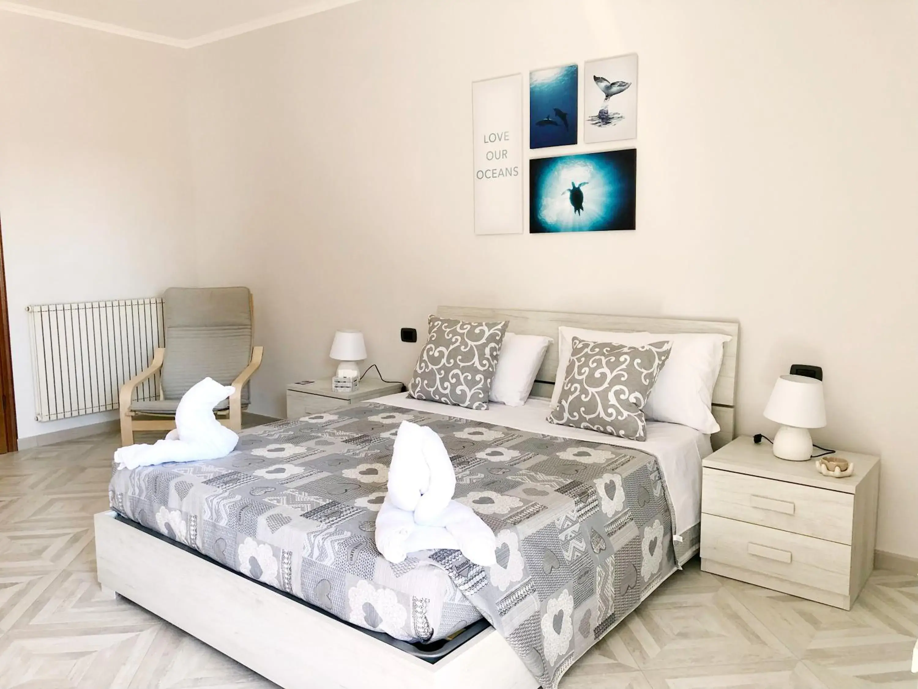 Hangar Inn Hangar Inn