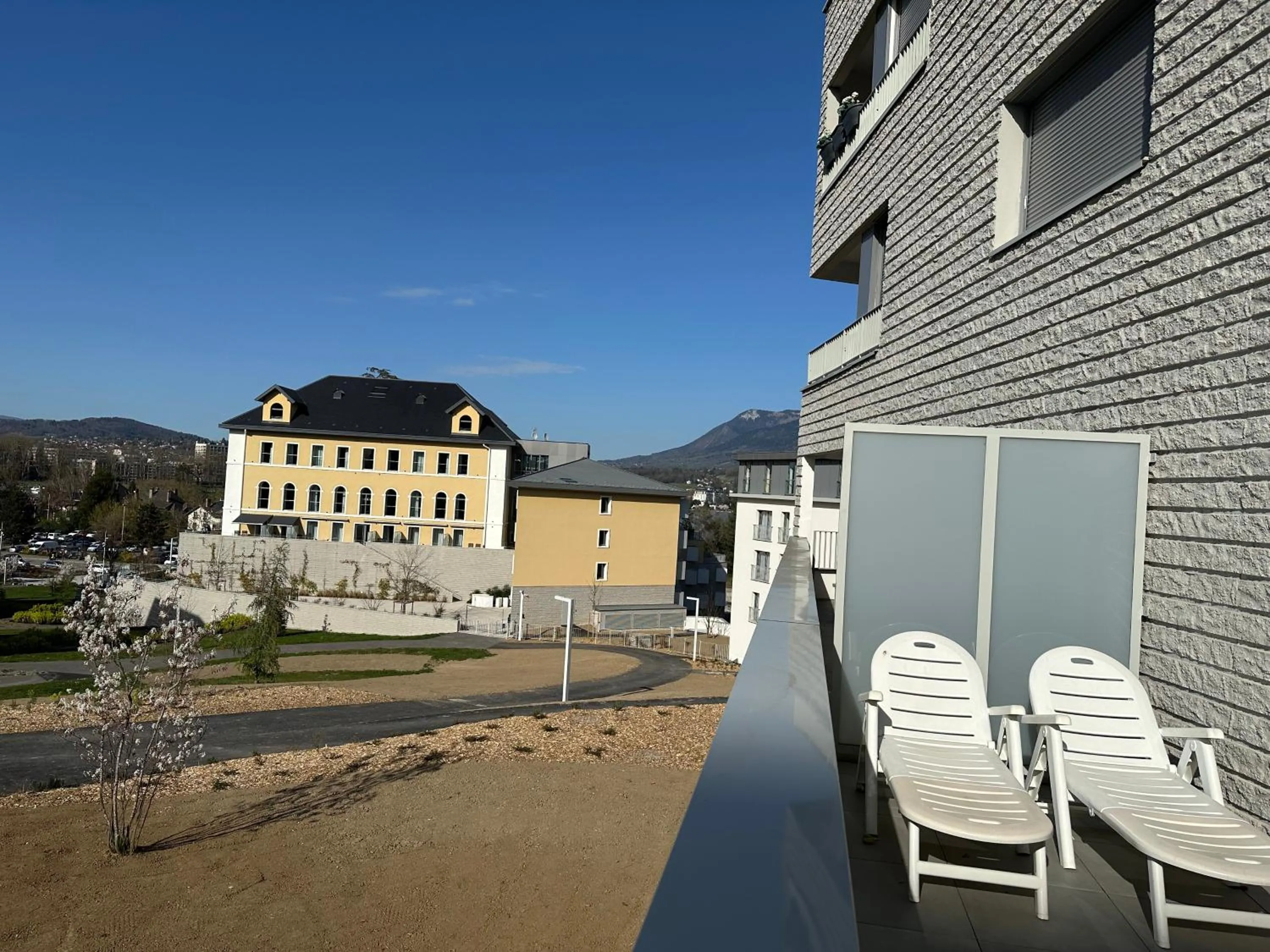 Balcony/Terrace in A la belle quatrième étoile