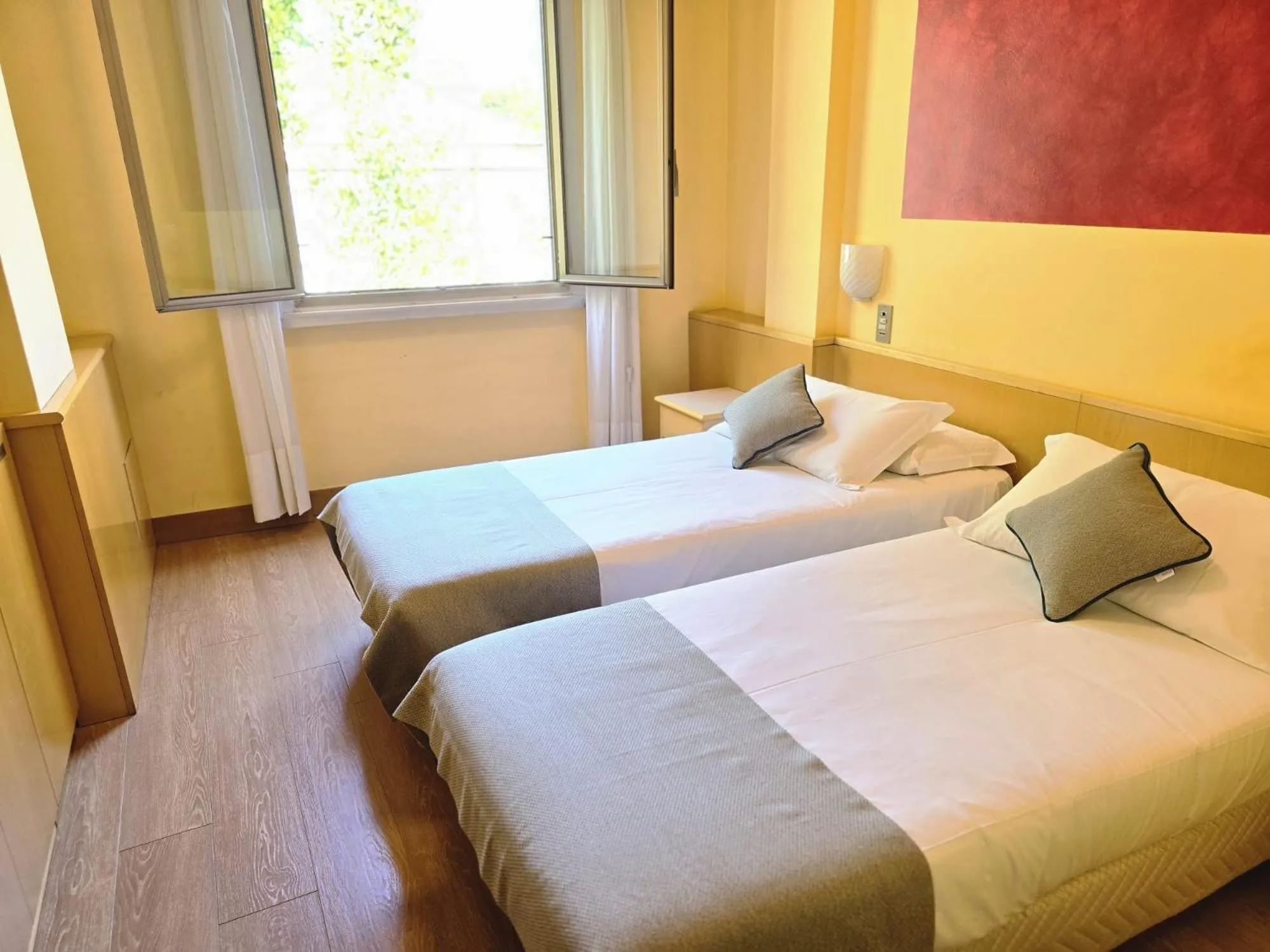 Bedroom, Bed in Mokinba Hotels Sant'Ambroeus