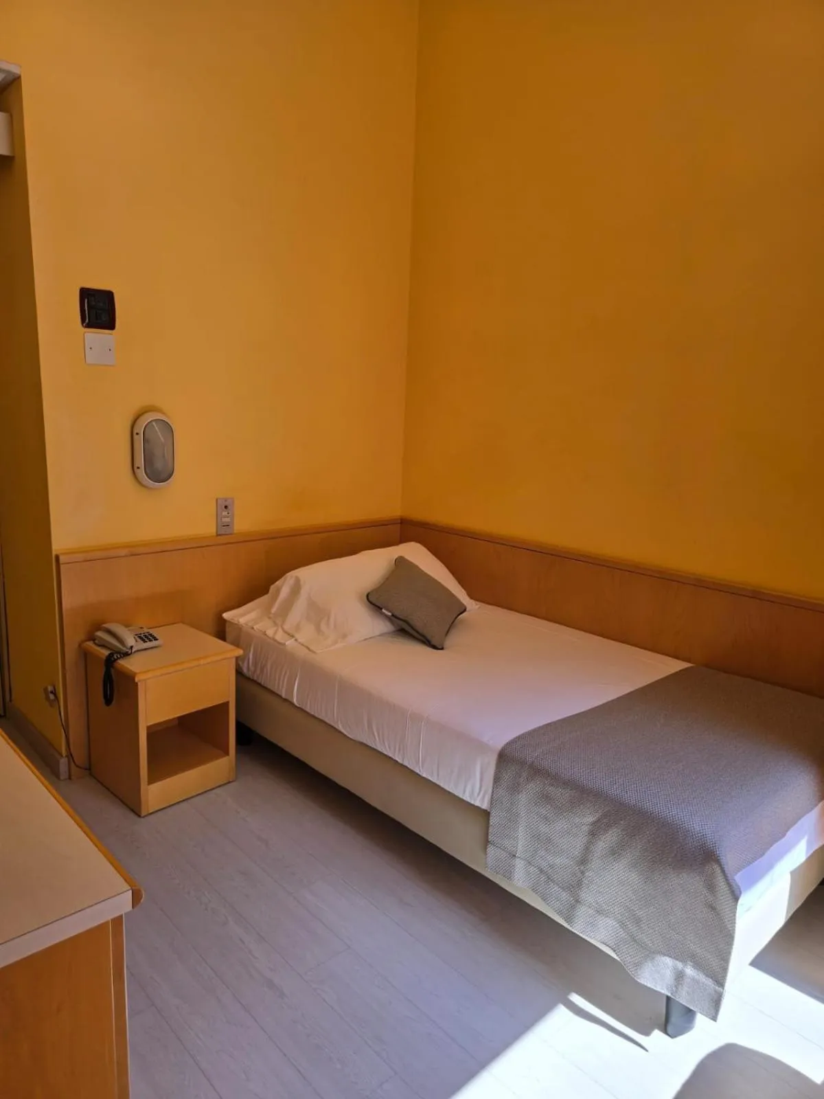 Bedroom, Bed in Mokinba Hotels Sant'Ambroeus