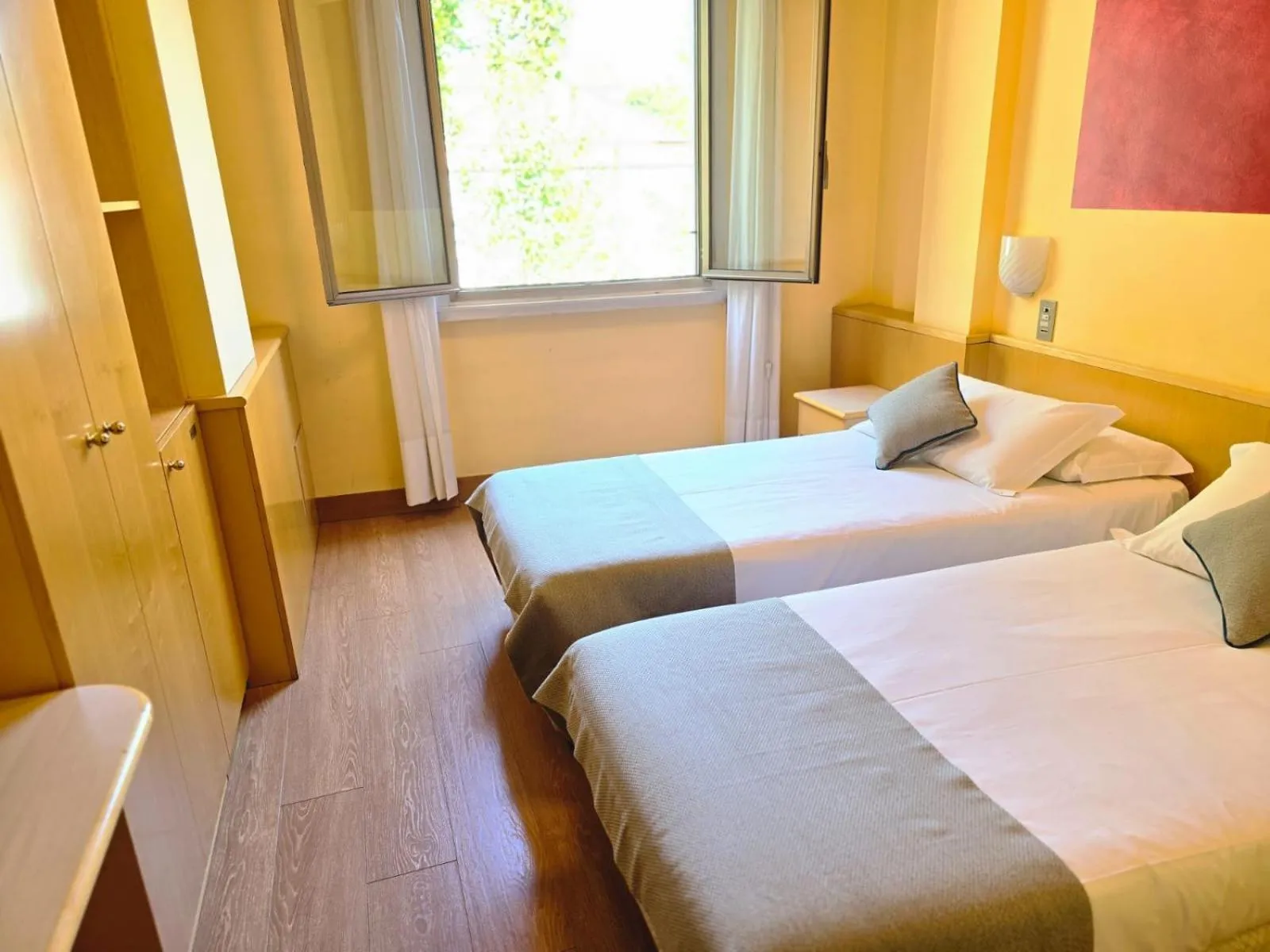 Bedroom, Bed in Mokinba Hotels Sant'Ambroeus