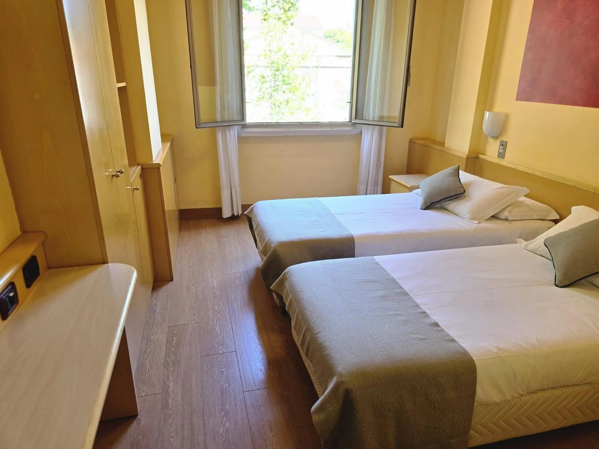 Bedroom, Bed in Mokinba Hotels Sant'Ambroeus