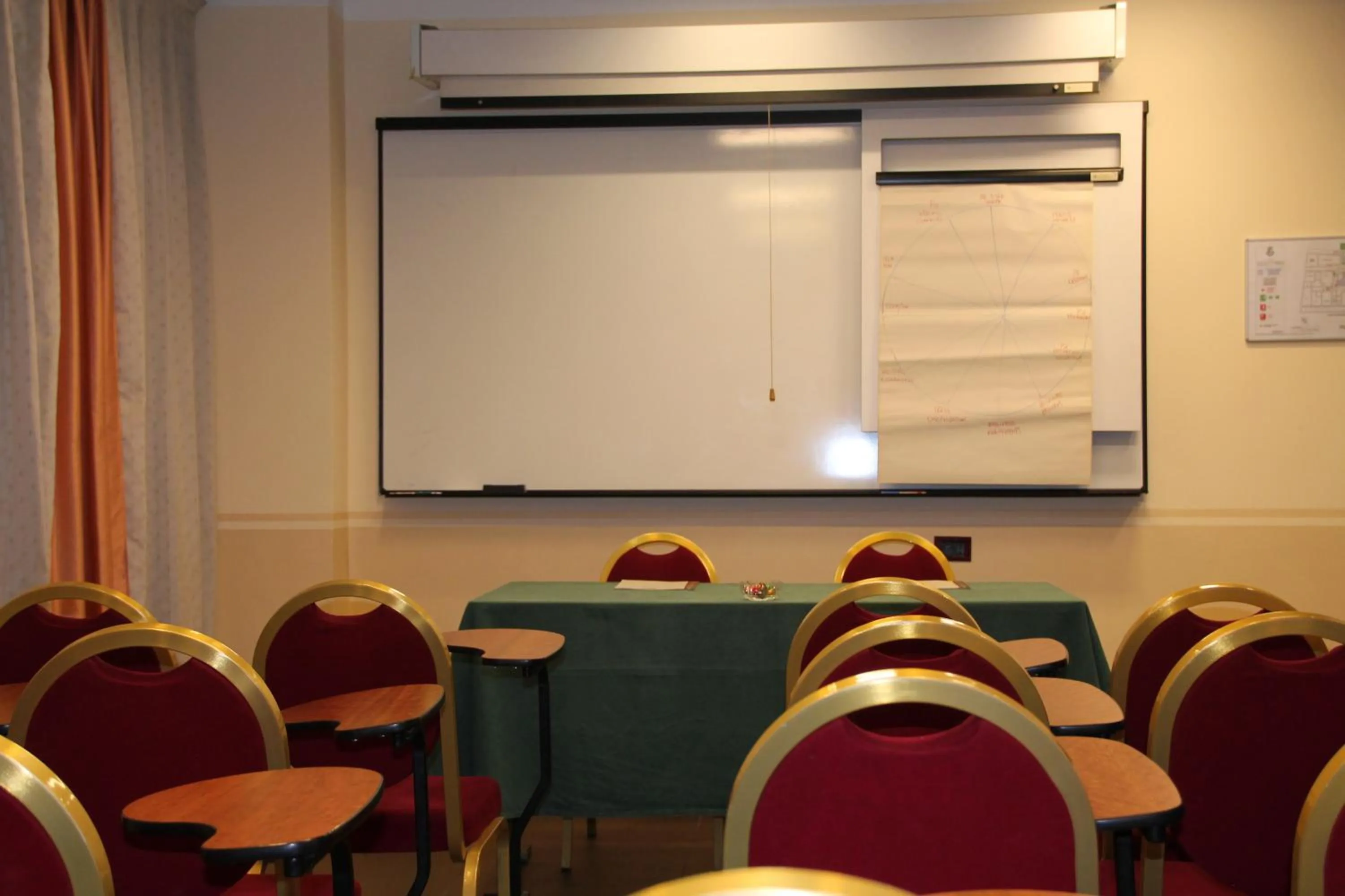 Business facilities in Mokinba Hotels Sant'Ambroeus