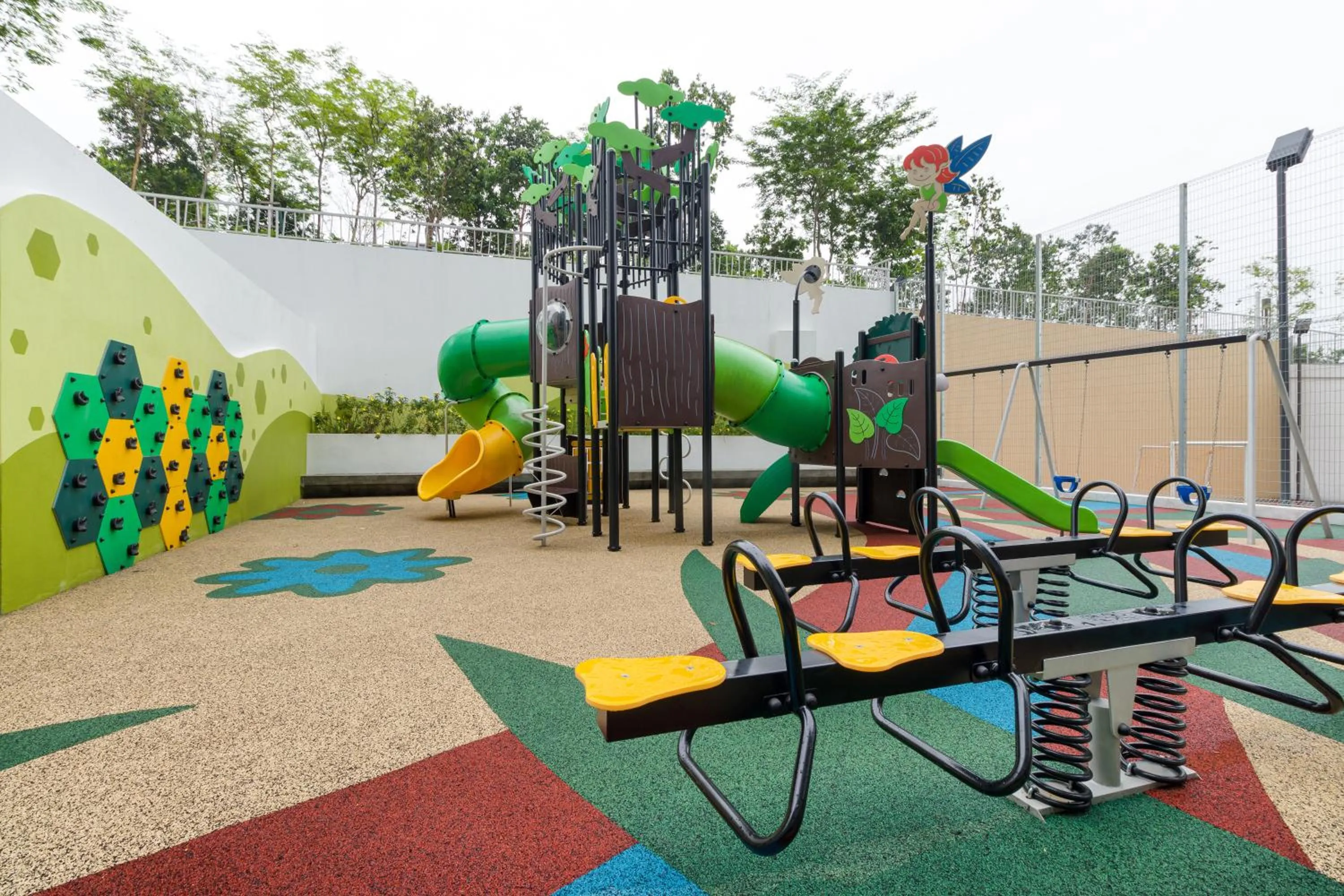 Children play ground in Greenfield Residence Bandar Sunway by Airhost