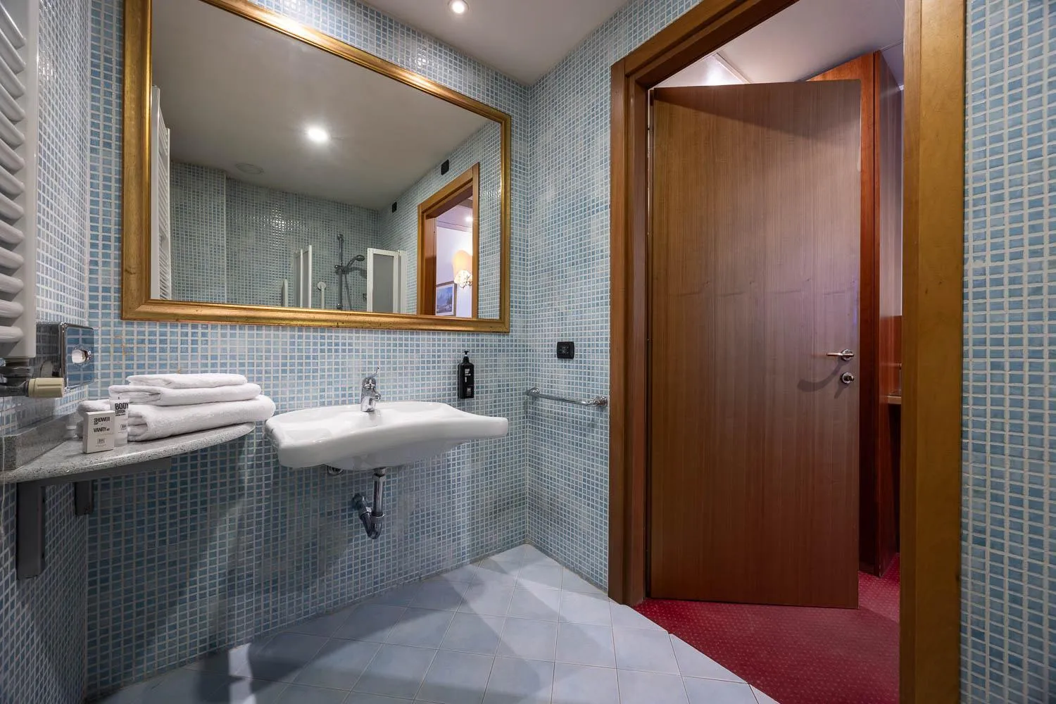 Bathroom in iH Hotels Milano St. John