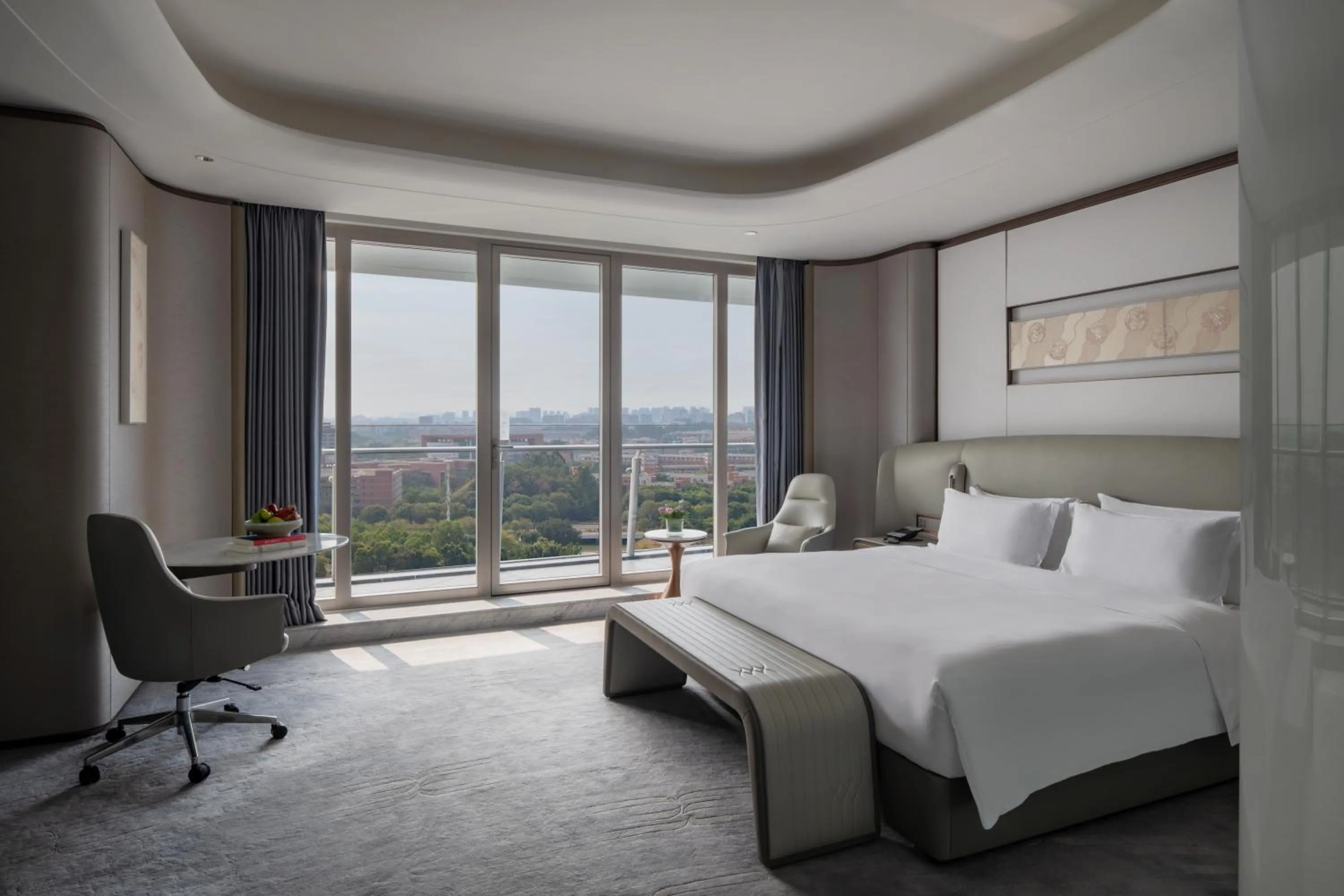 Bed in Vignette Collection The Xanadu Guangzhou, an IHG Hotel