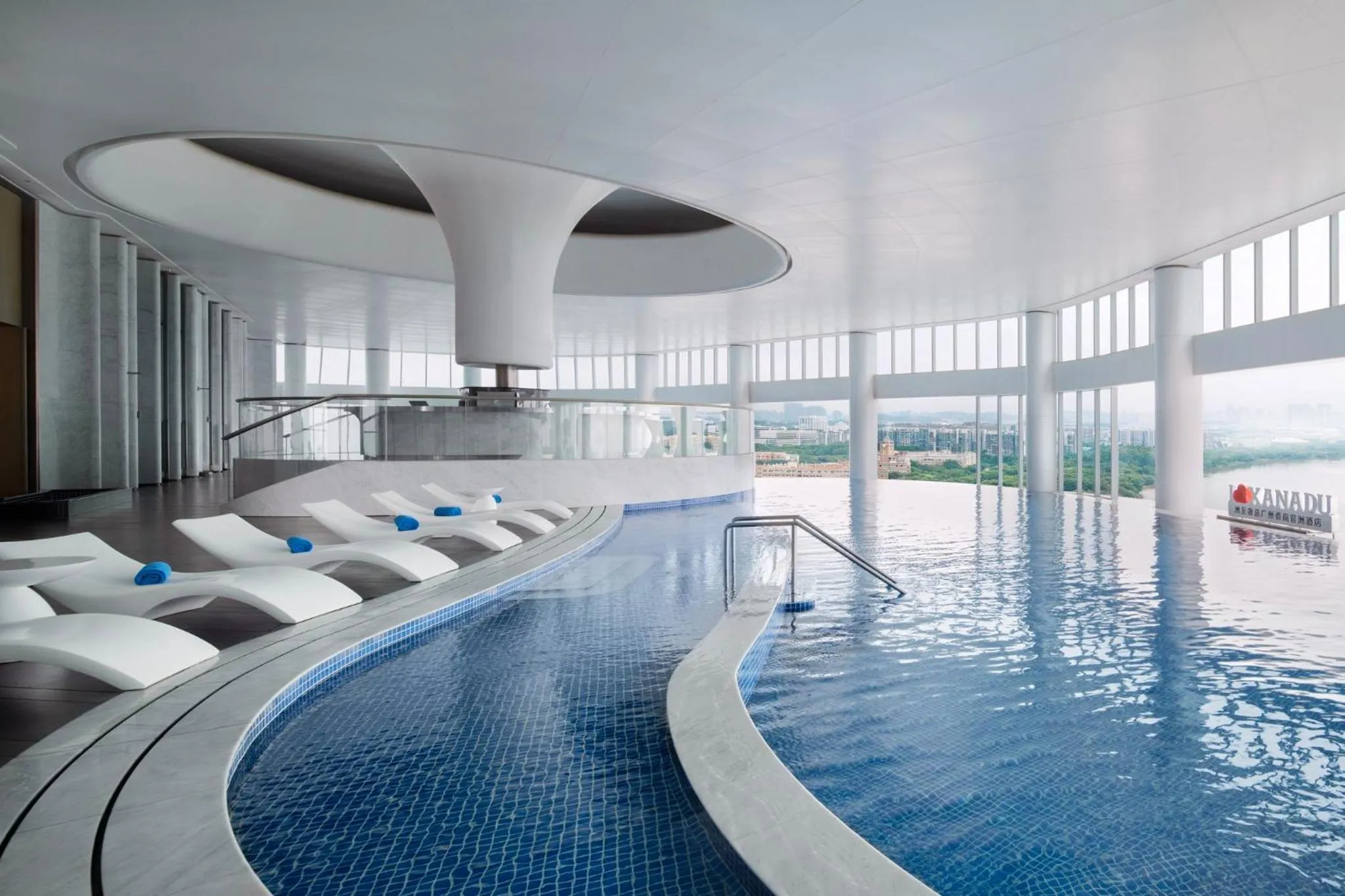 Swimming pool in Vignette Collection The Xanadu Guangzhou, an IHG Hotel