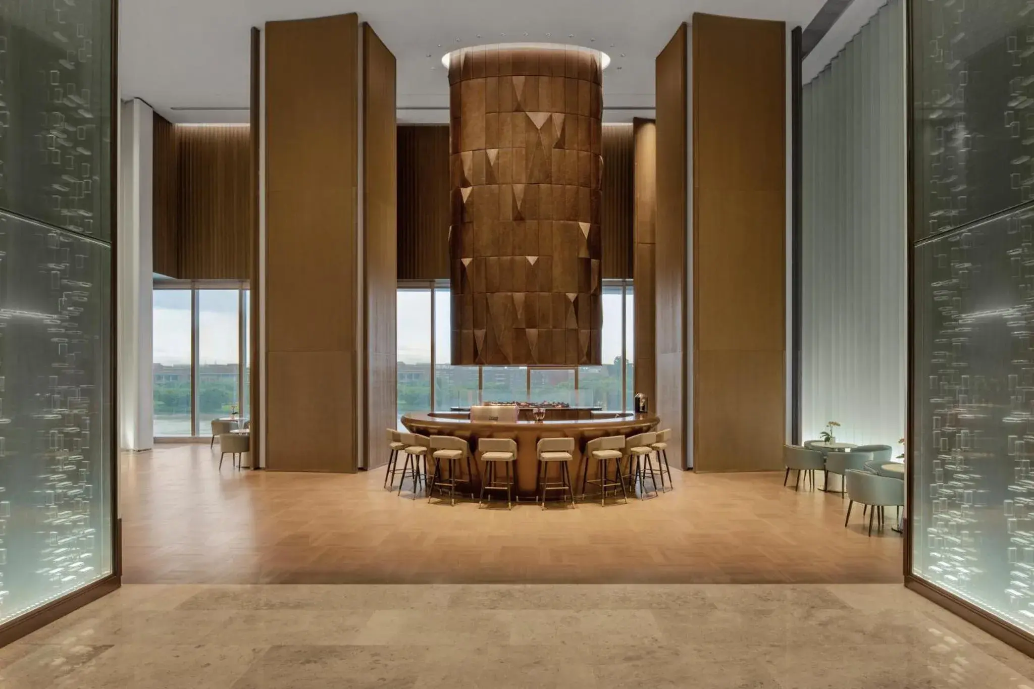 Lounge or bar in Vignette Collection The Xanadu Guangzhou, an IHG Hotel Lounge or bar in Vignette Collection The Xanadu Guangzhou, an IHG Hotel