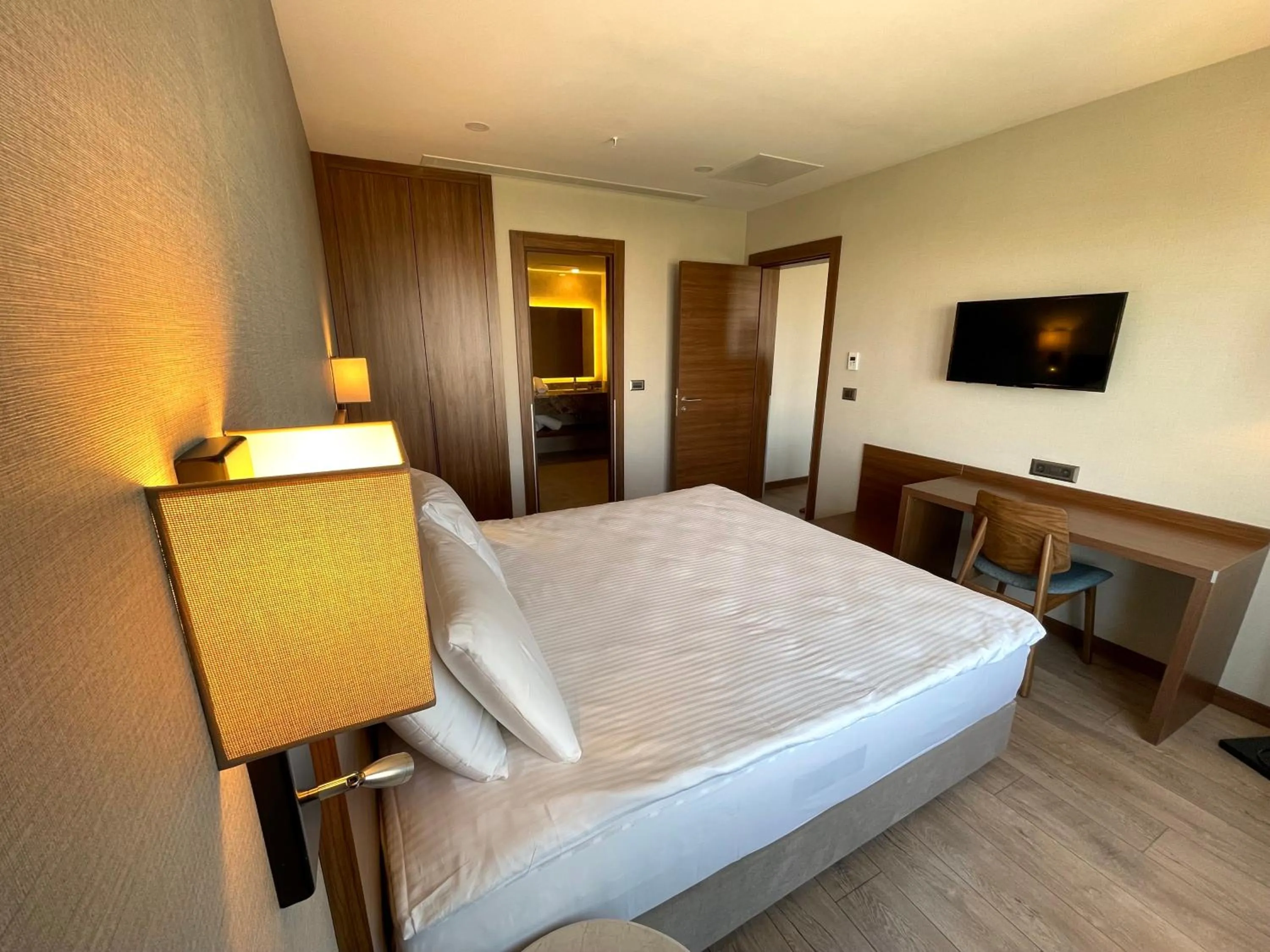 Bed in Türkmen Riverside Hotel Adana