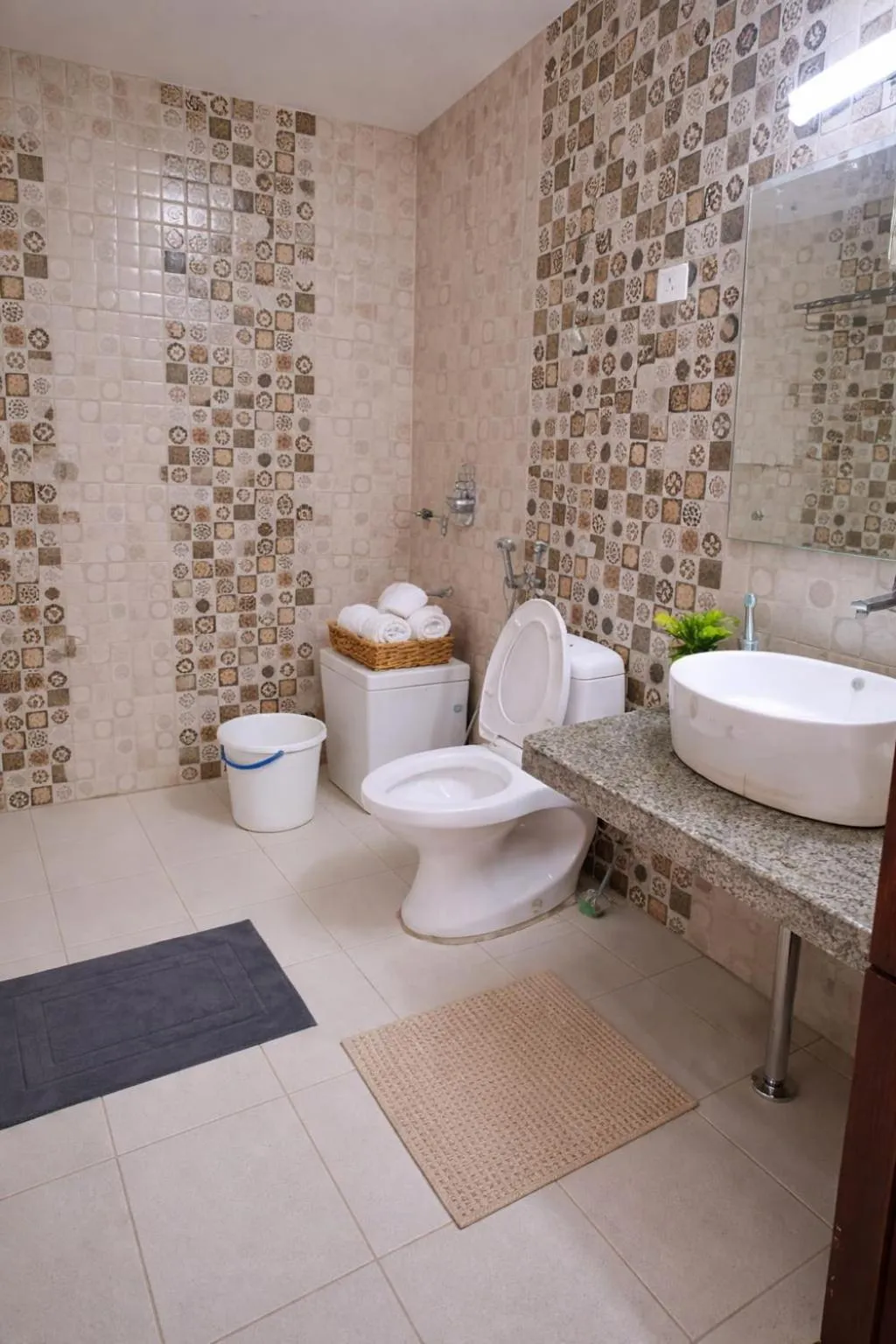 Bathroom in Hotel Malik Residency