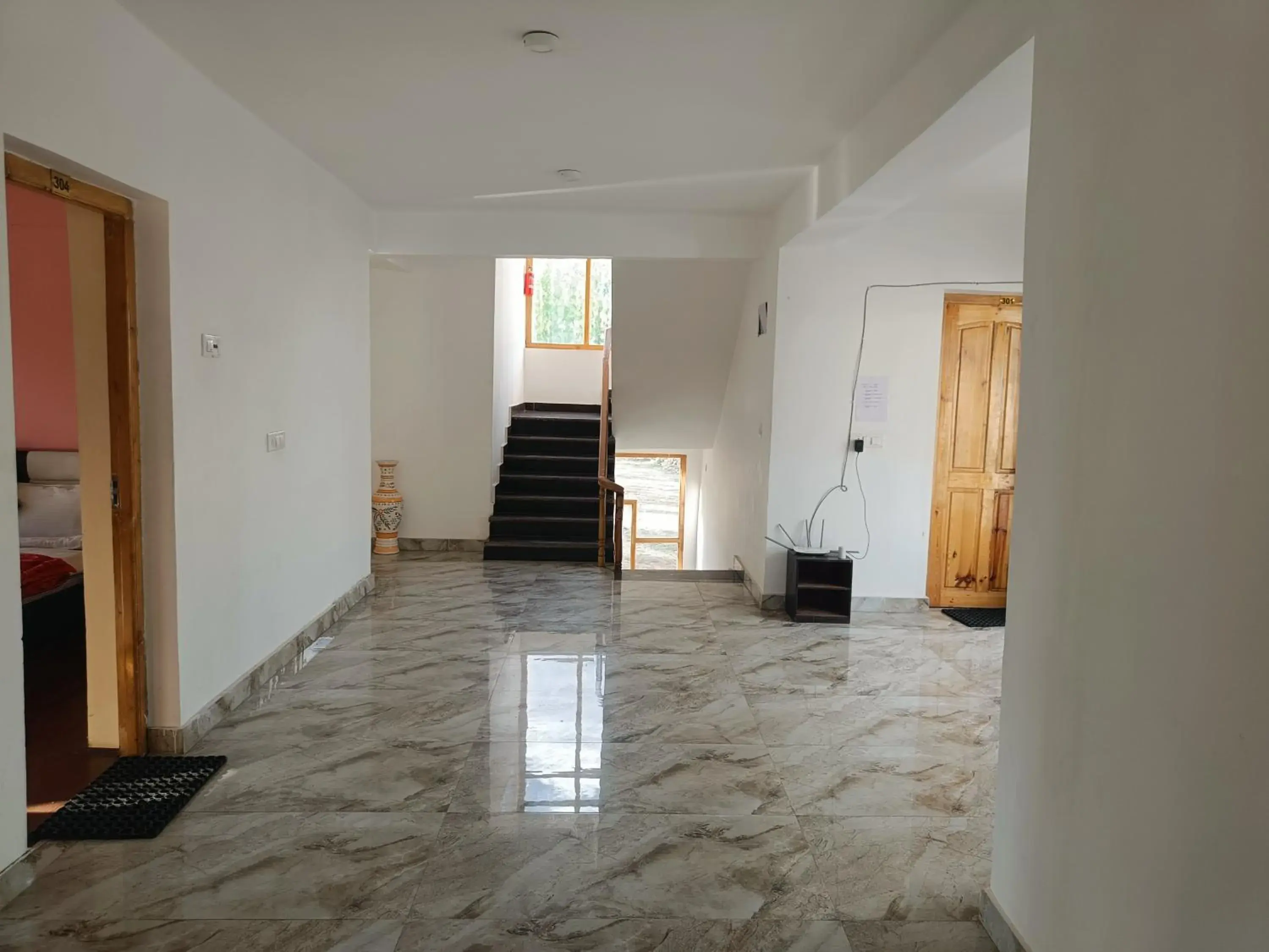 Lobby or reception in Hotel Malik Residency Lobby or reception in Hotel Malik Residency