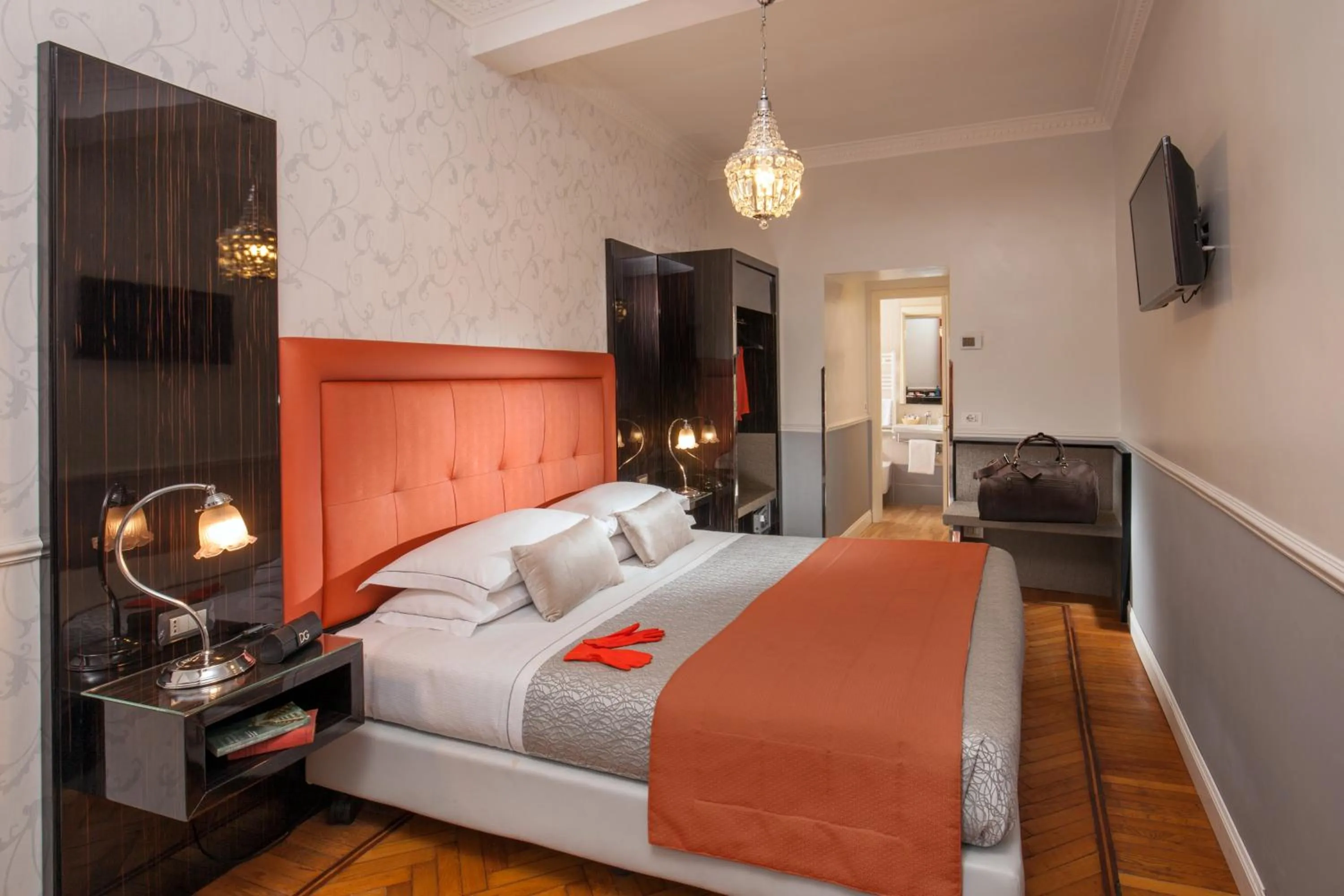 Bed in Hotel Alexandra