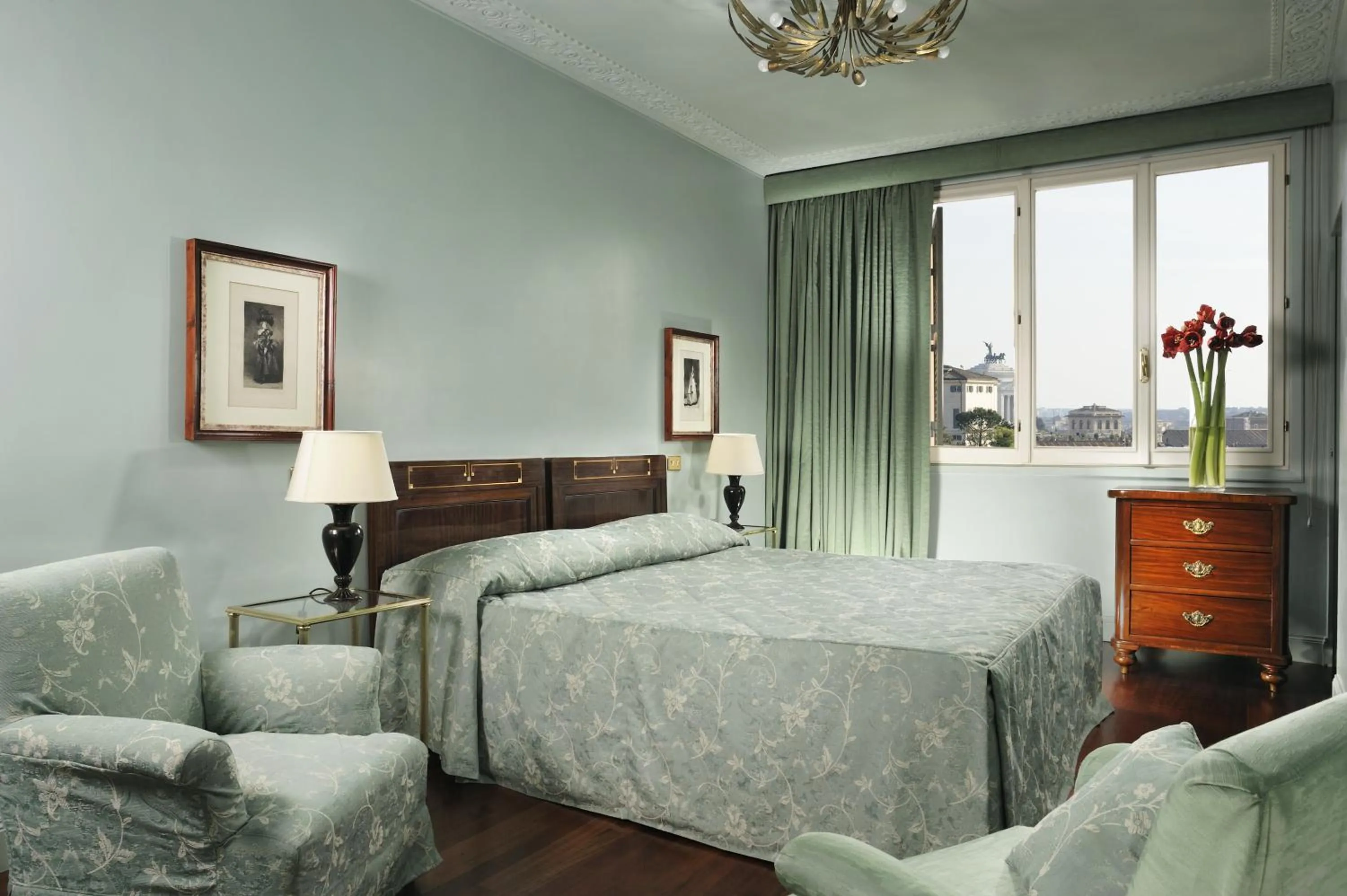 Photo of the whole room in Hotel Alexandra