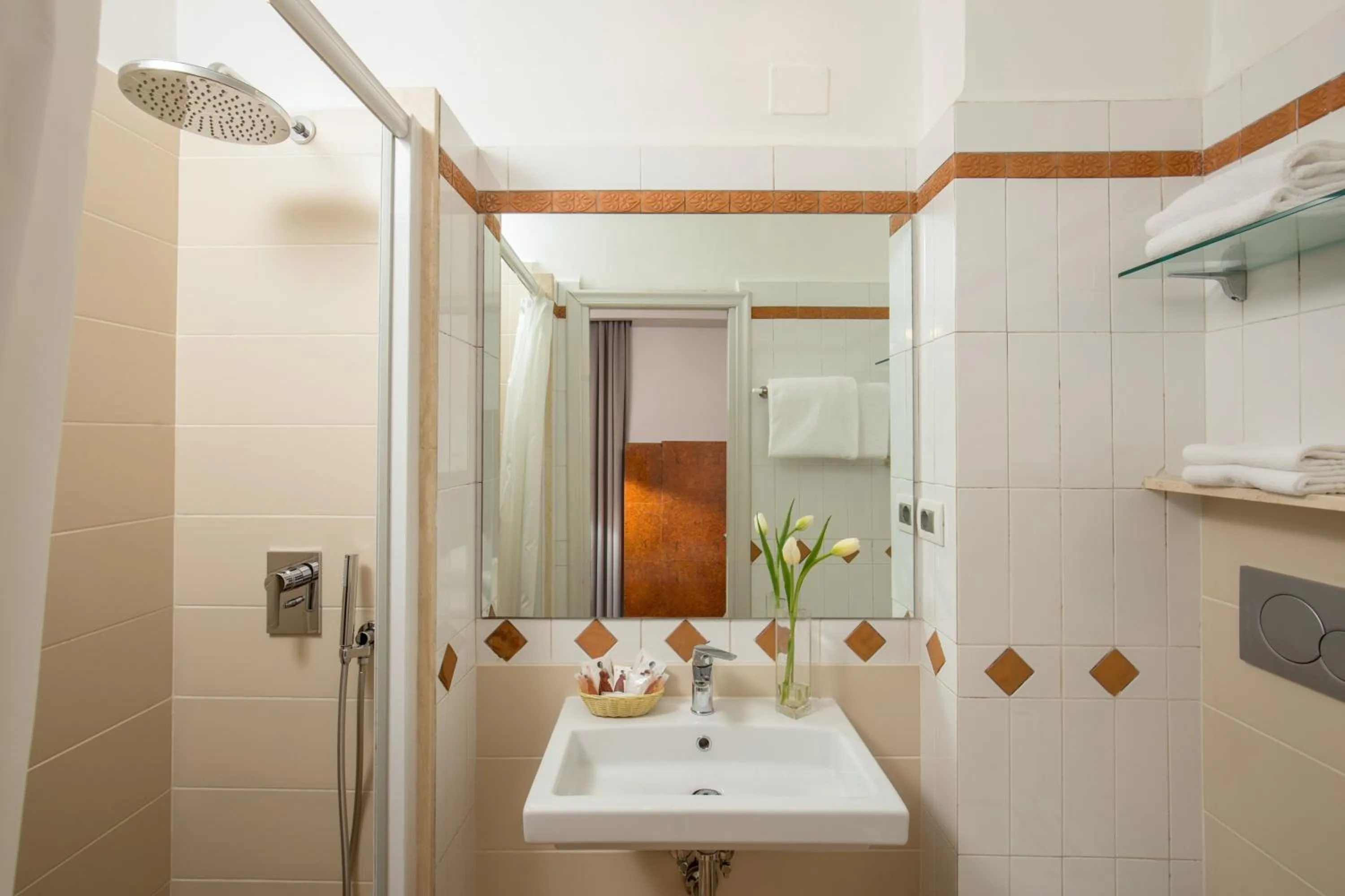 Bathroom in Hotel Alexandra