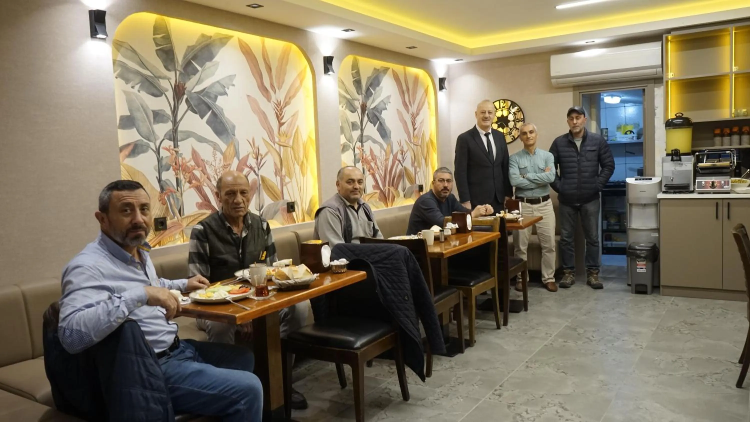 Restaurant/places to eat in Miss City Hotel Taksim