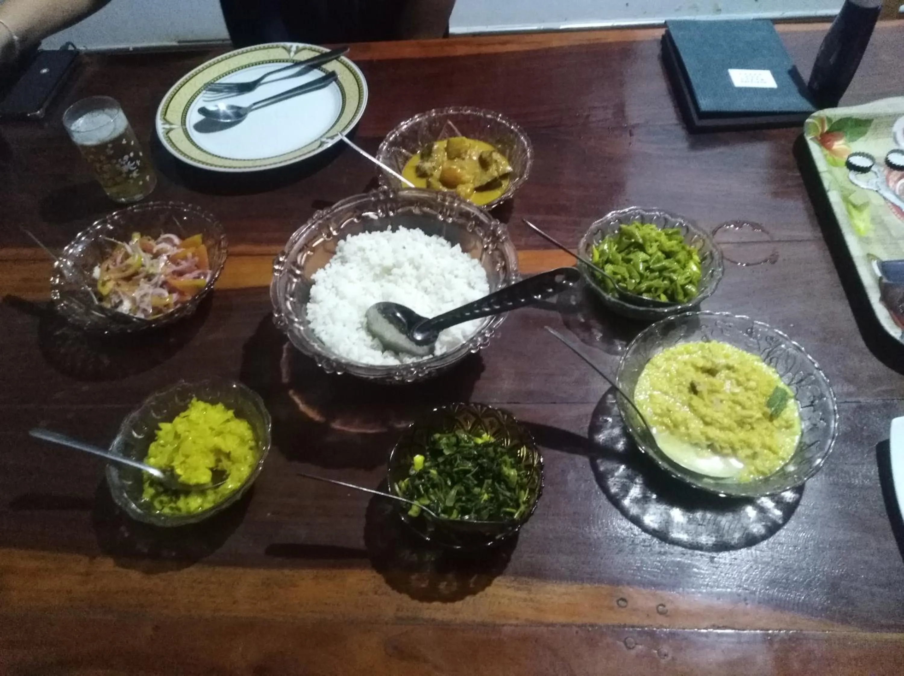 Food and drinks in Deer Garden Guest