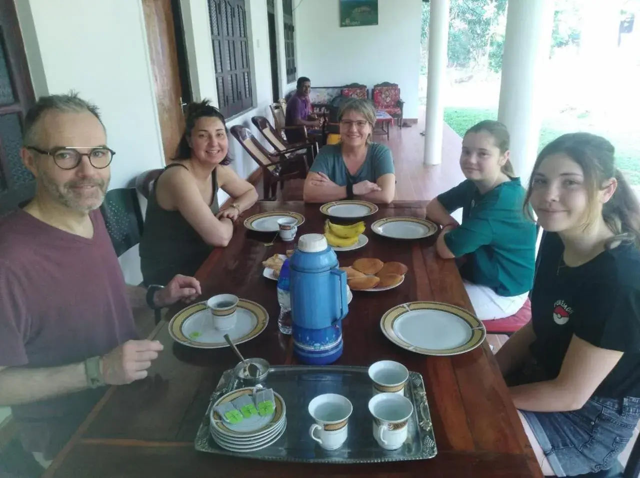 Restaurant/places to eat in Deer Garden Guest Restaurant/places to eat in Deer Garden Guest