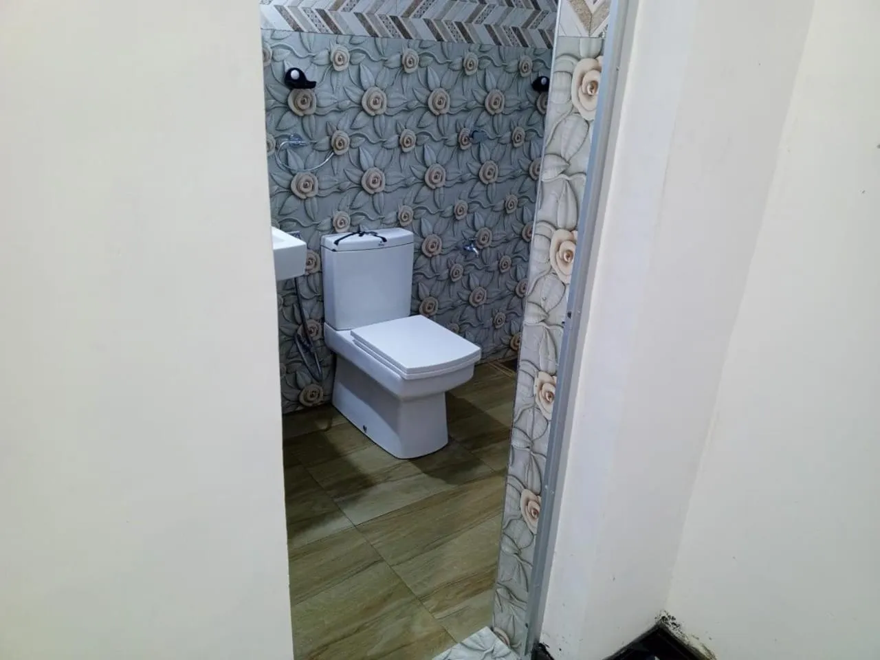 Toilet in Deer Garden Guest