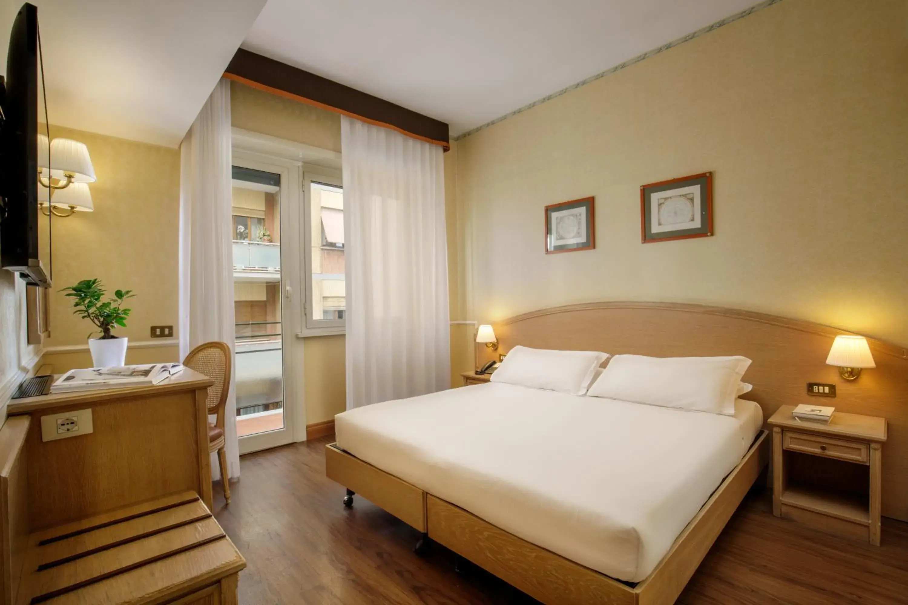 Bed in Hotel Santa Costanza by OMNIA hotels Bed in Hotel Santa Costanza by OMNIA hotels