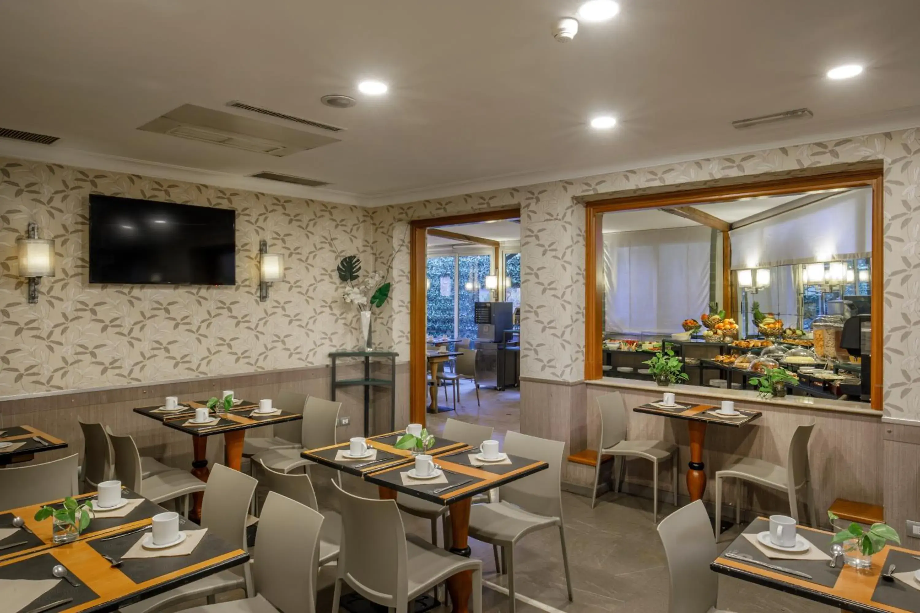 Breakfast in Hotel Santa Costanza by OMNIA hotels Breakfast in Hotel Santa Costanza by OMNIA hotels