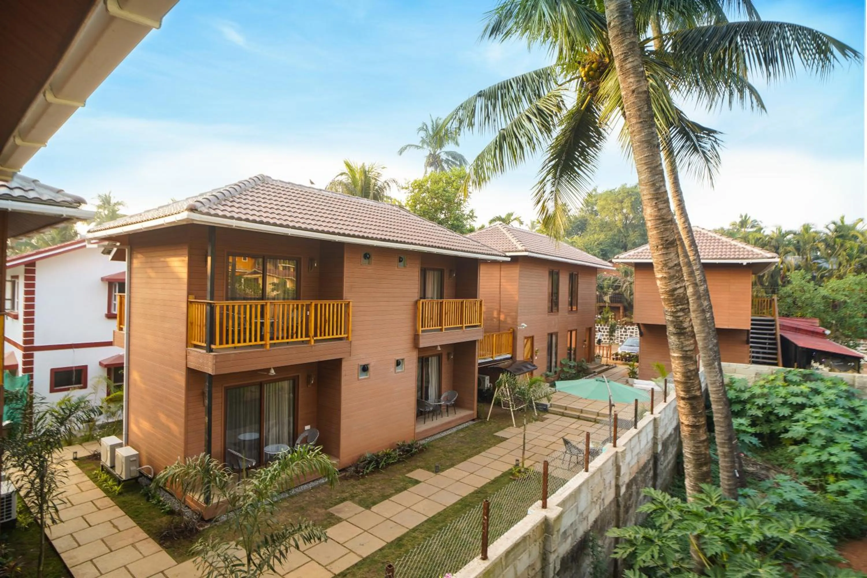 Facade/entrance in TreeHouse MARS Beach Cottages
