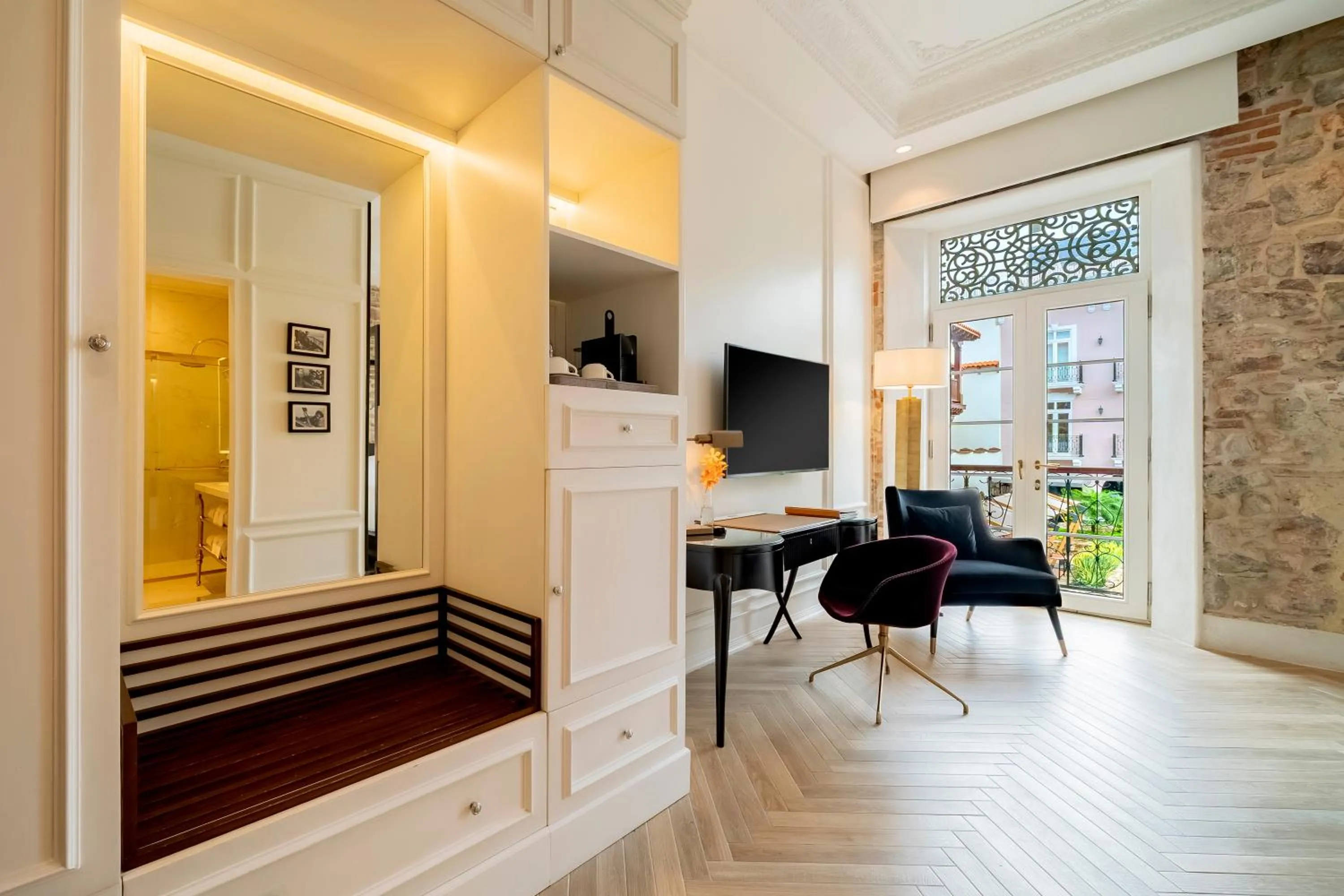 Hotel La Compañía Casco Antiguo