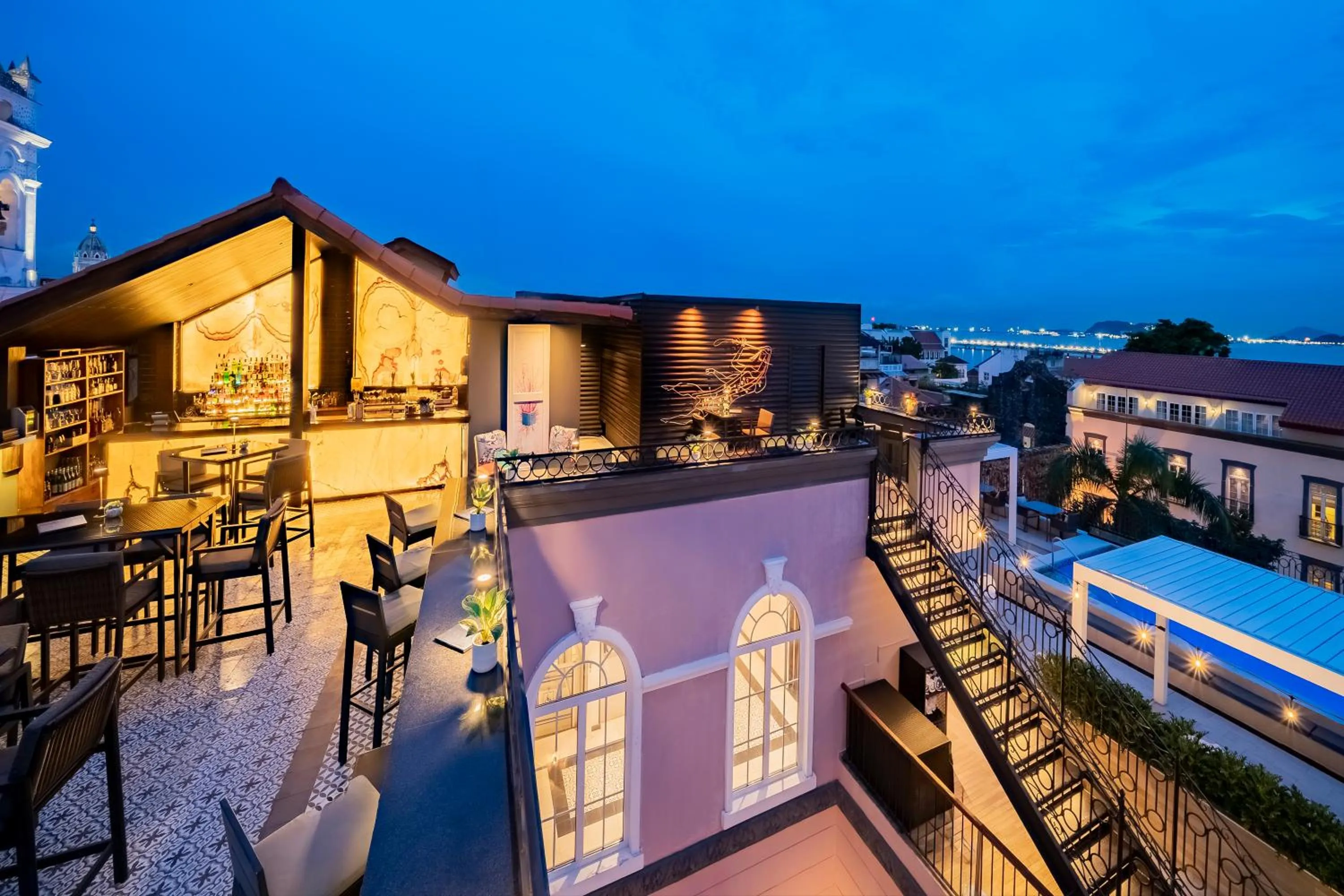 Hotel La Compañía Casco Antiguo