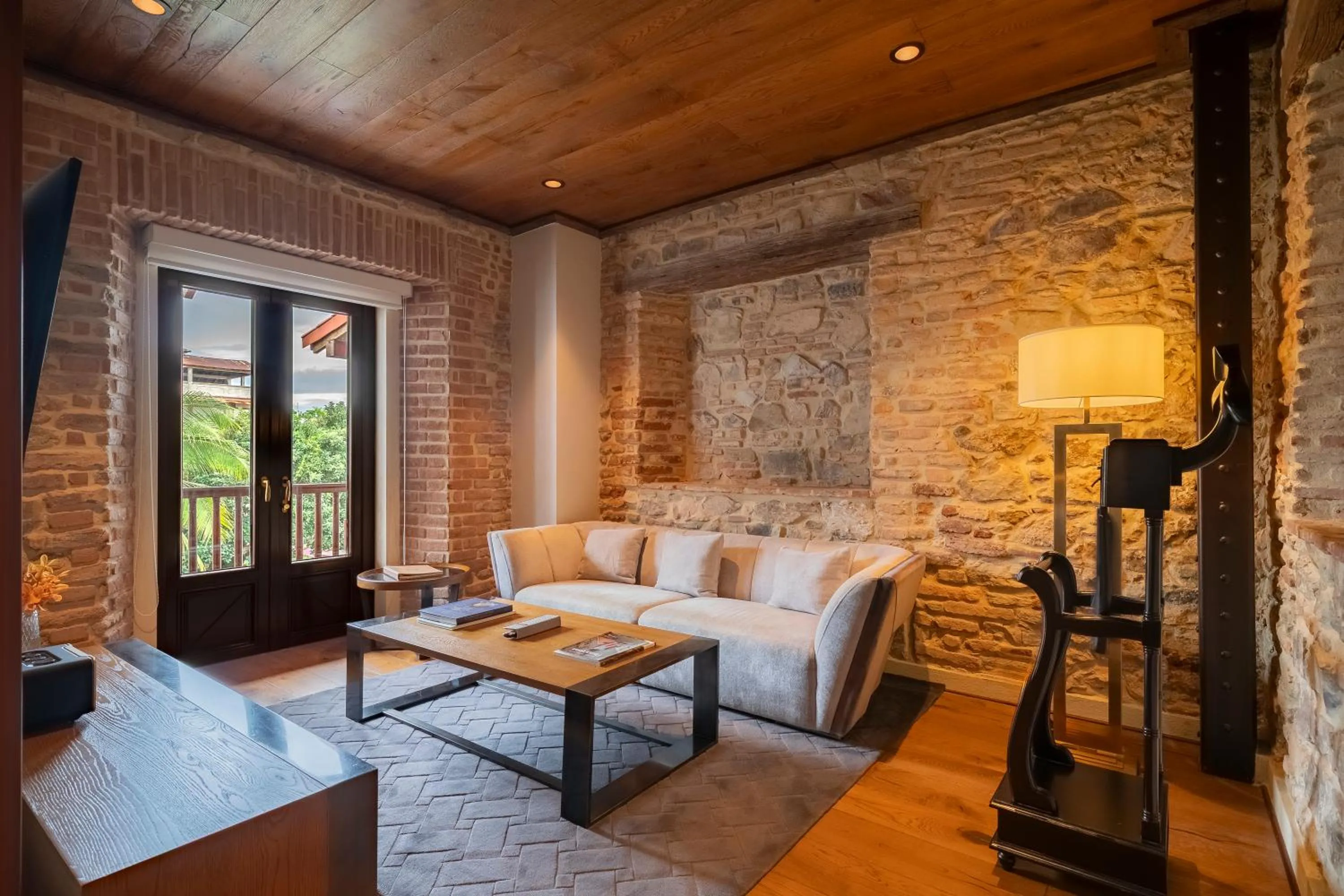 Hotel La Compañía Casco Antiguo