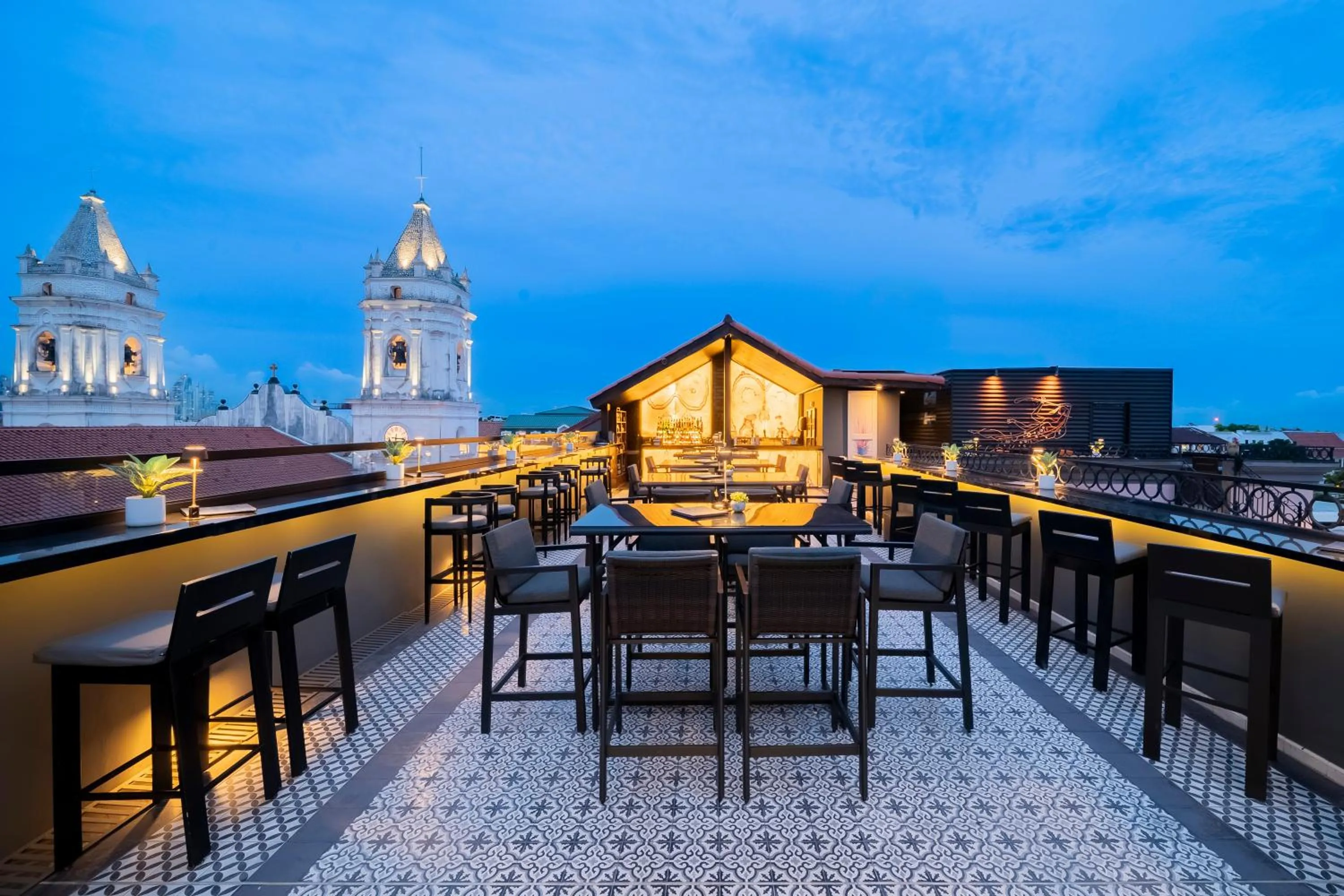 Hotel La Compañía Casco Antiguo