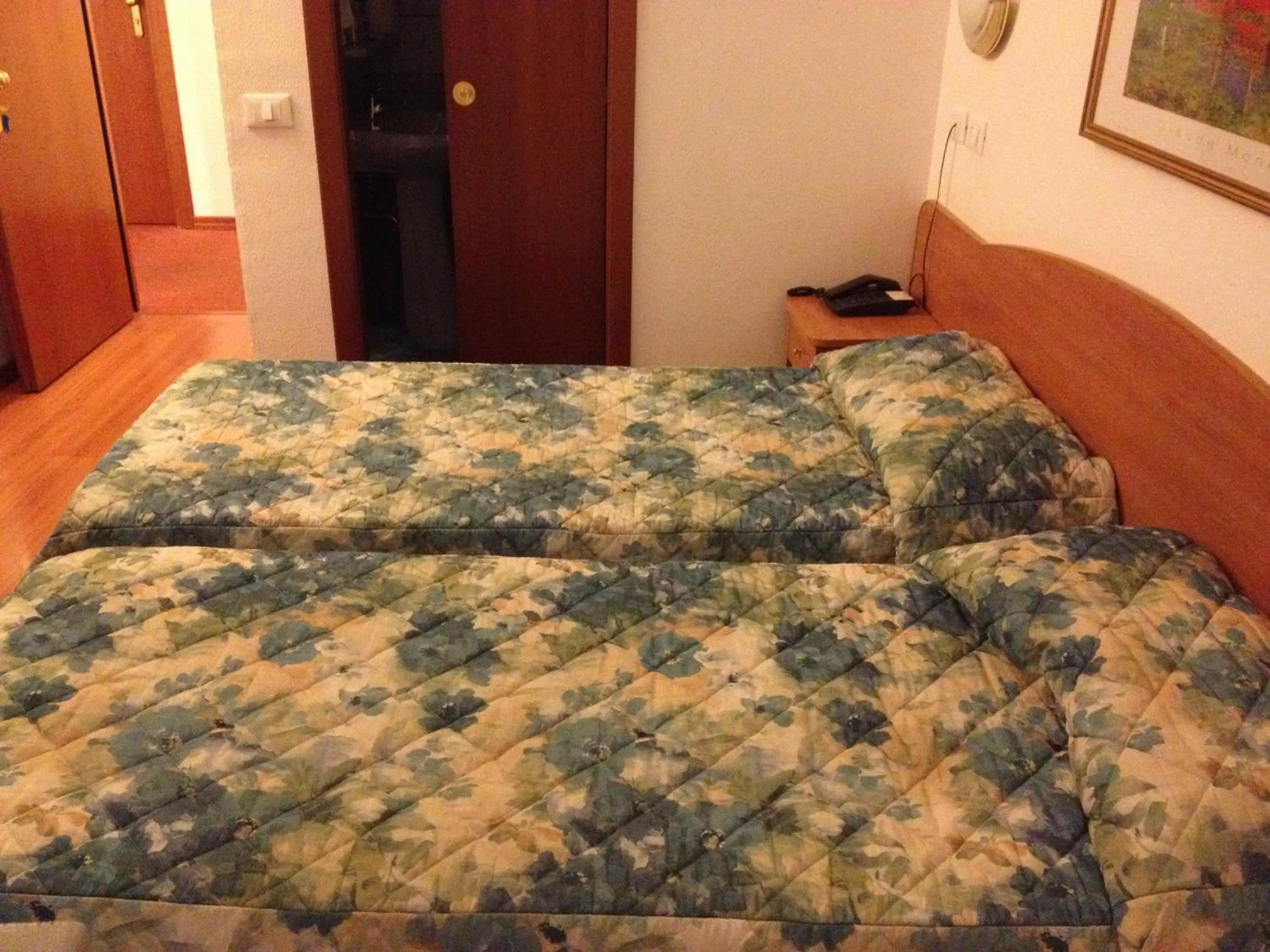 Photo of the whole room, Bed in Hotel Tirreno