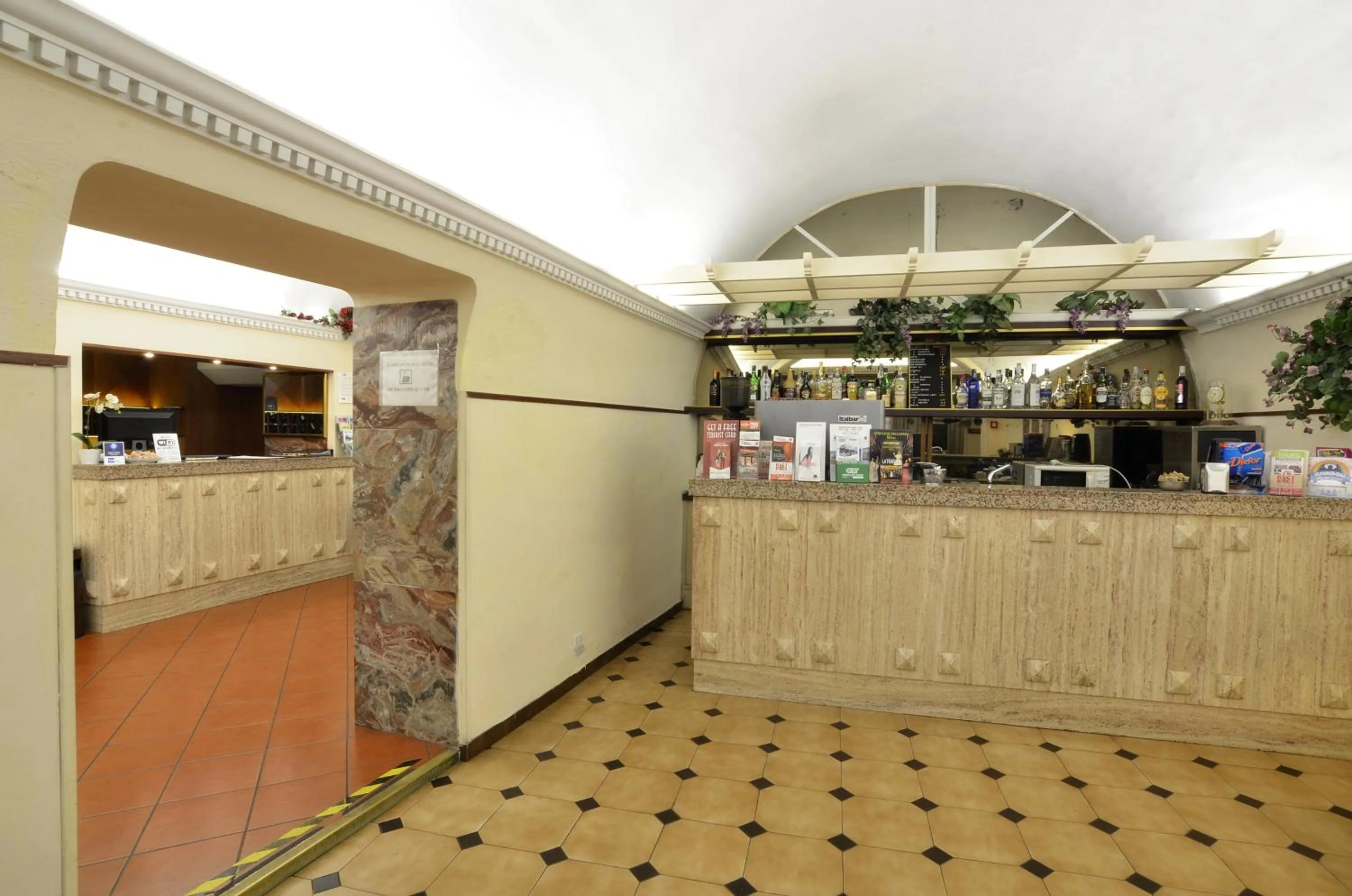 Coffee/tea facilities in Hotel Tirreno